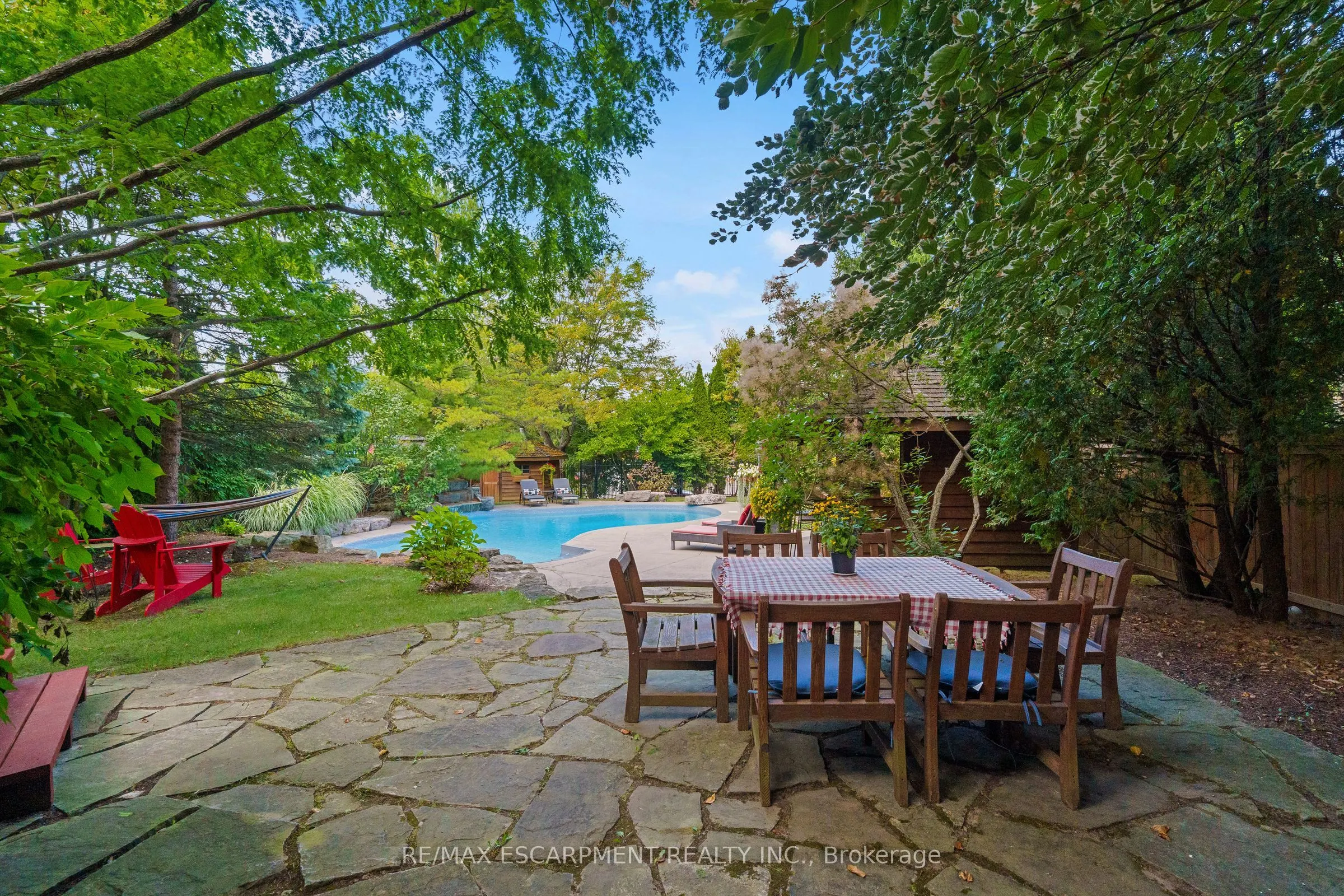 3 Maplehurst Ridge