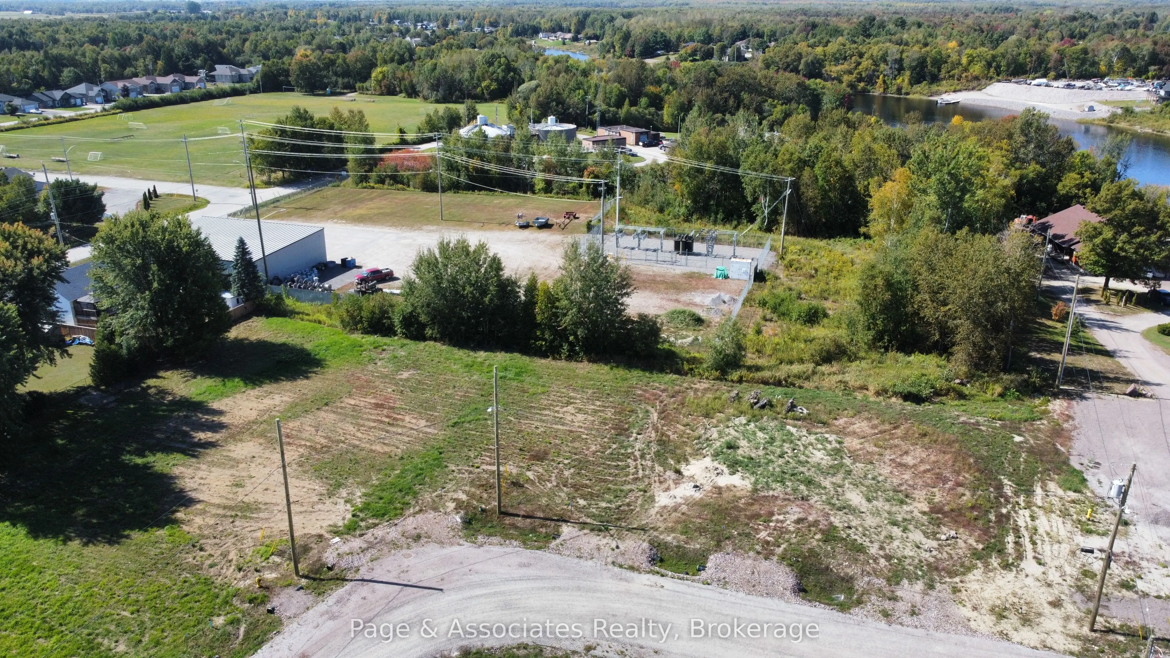 LOT 4 Moon Court