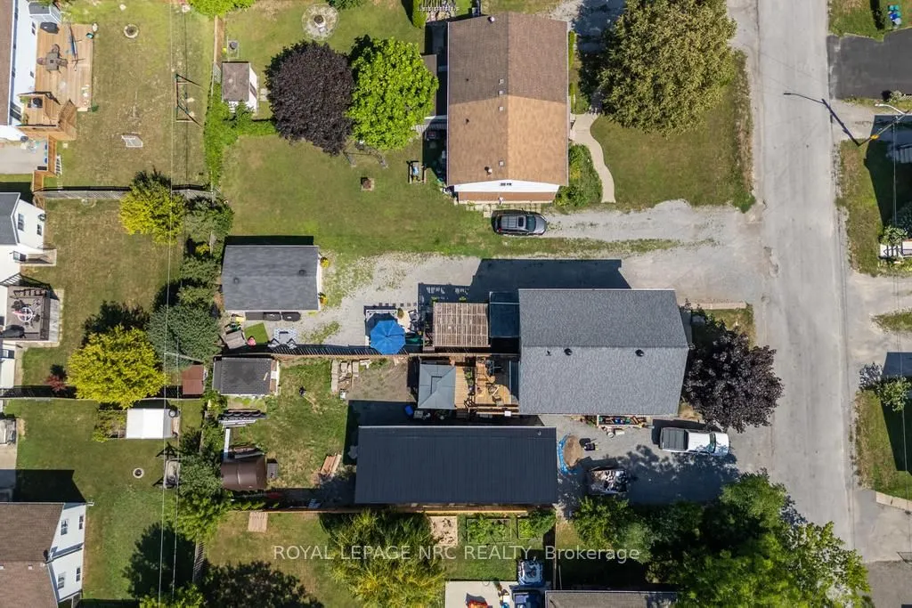48 Hodgkins Avenue