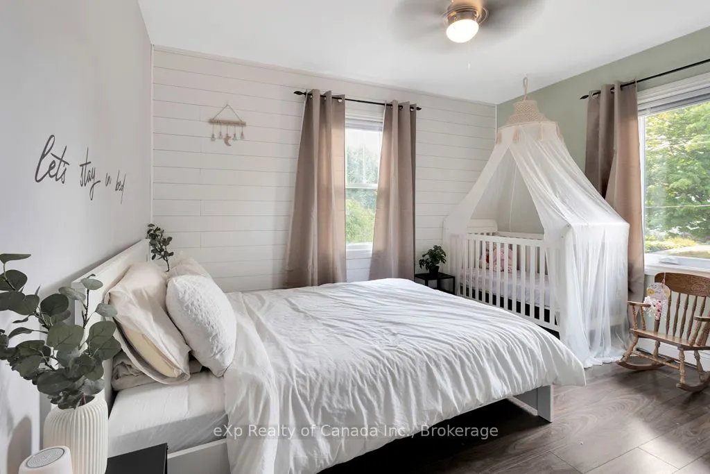 9 Oakwood Avenue