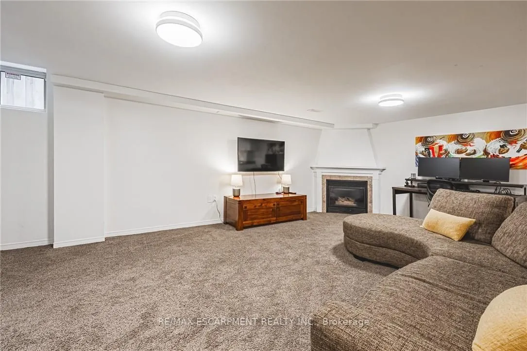 6 Windmill Place