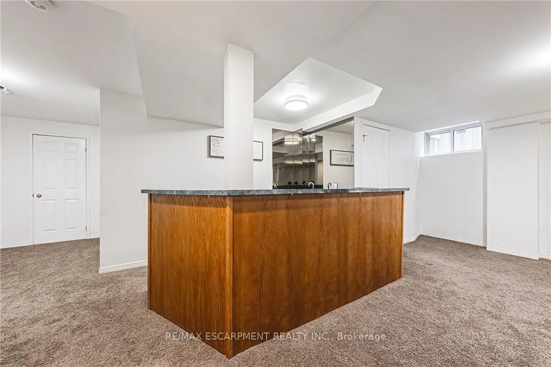 6 Windmill Place