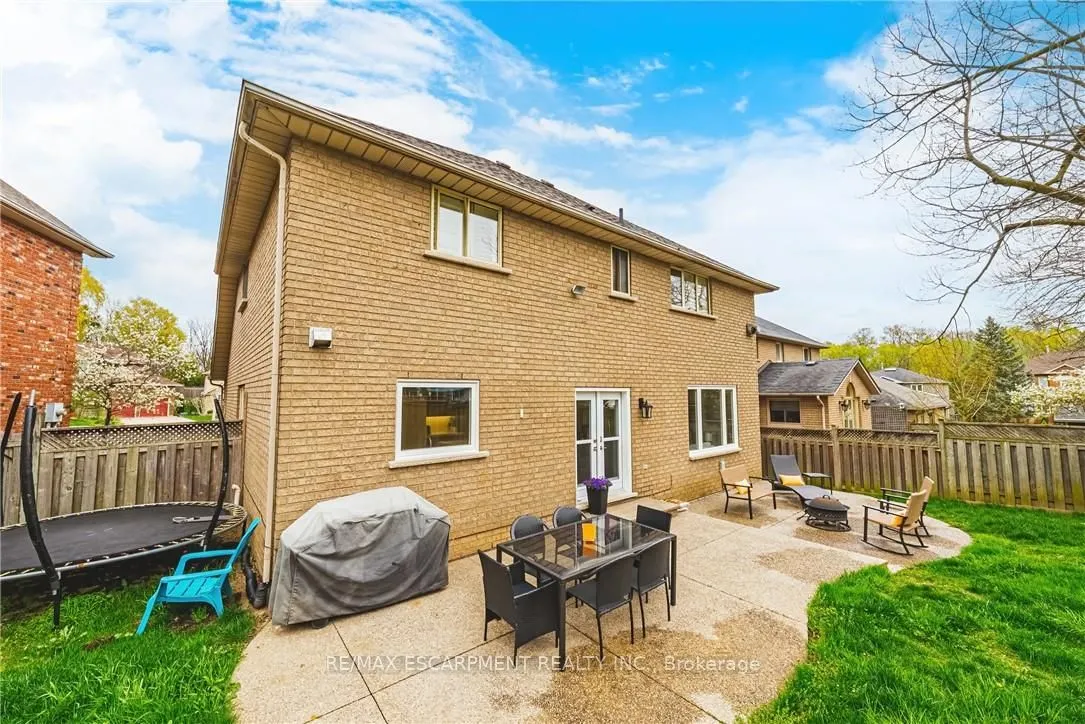 6 Windmill Place