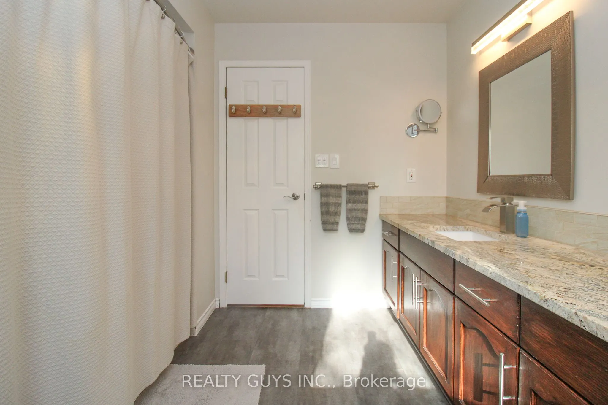 867 Twomey Place