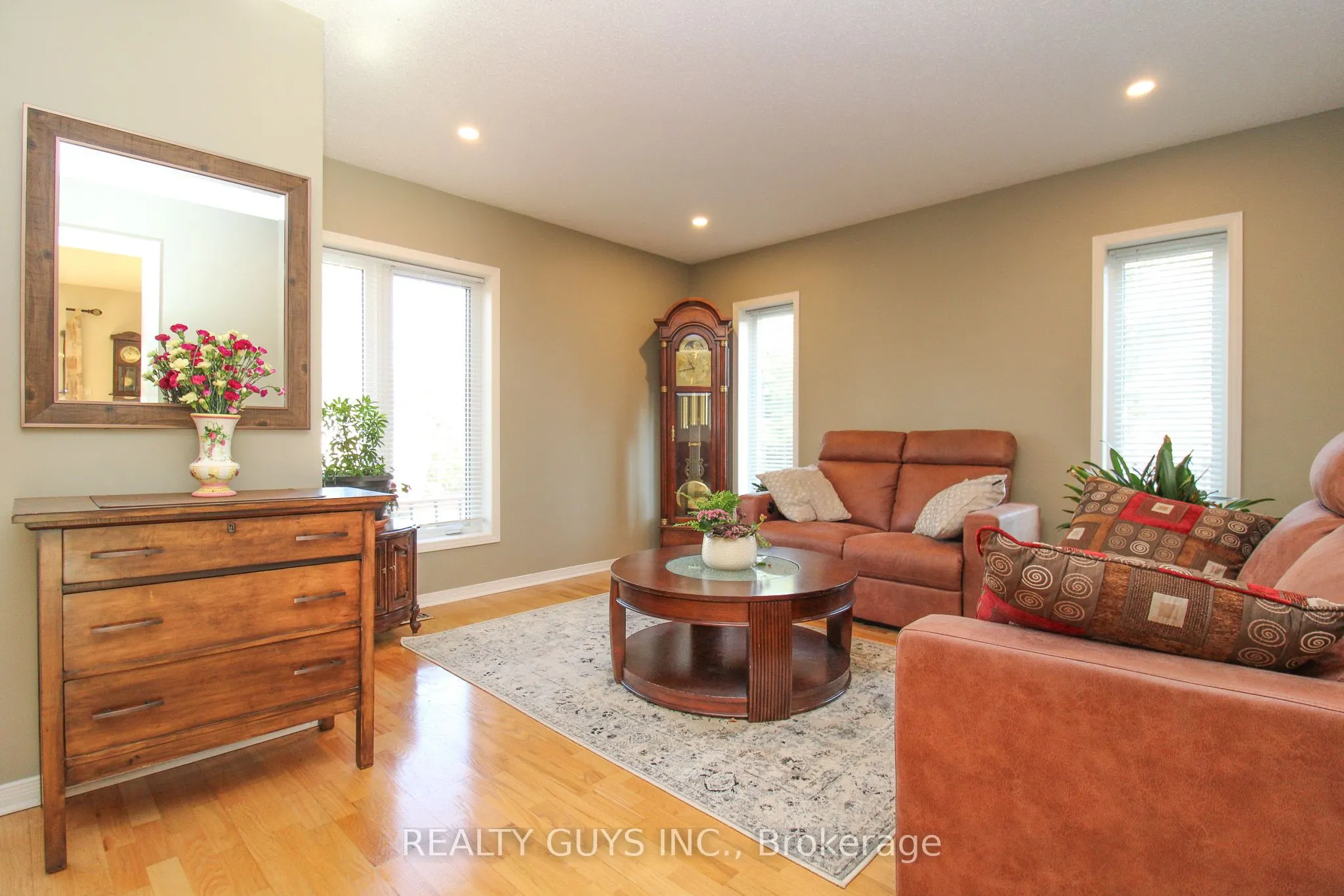 867 Twomey Place