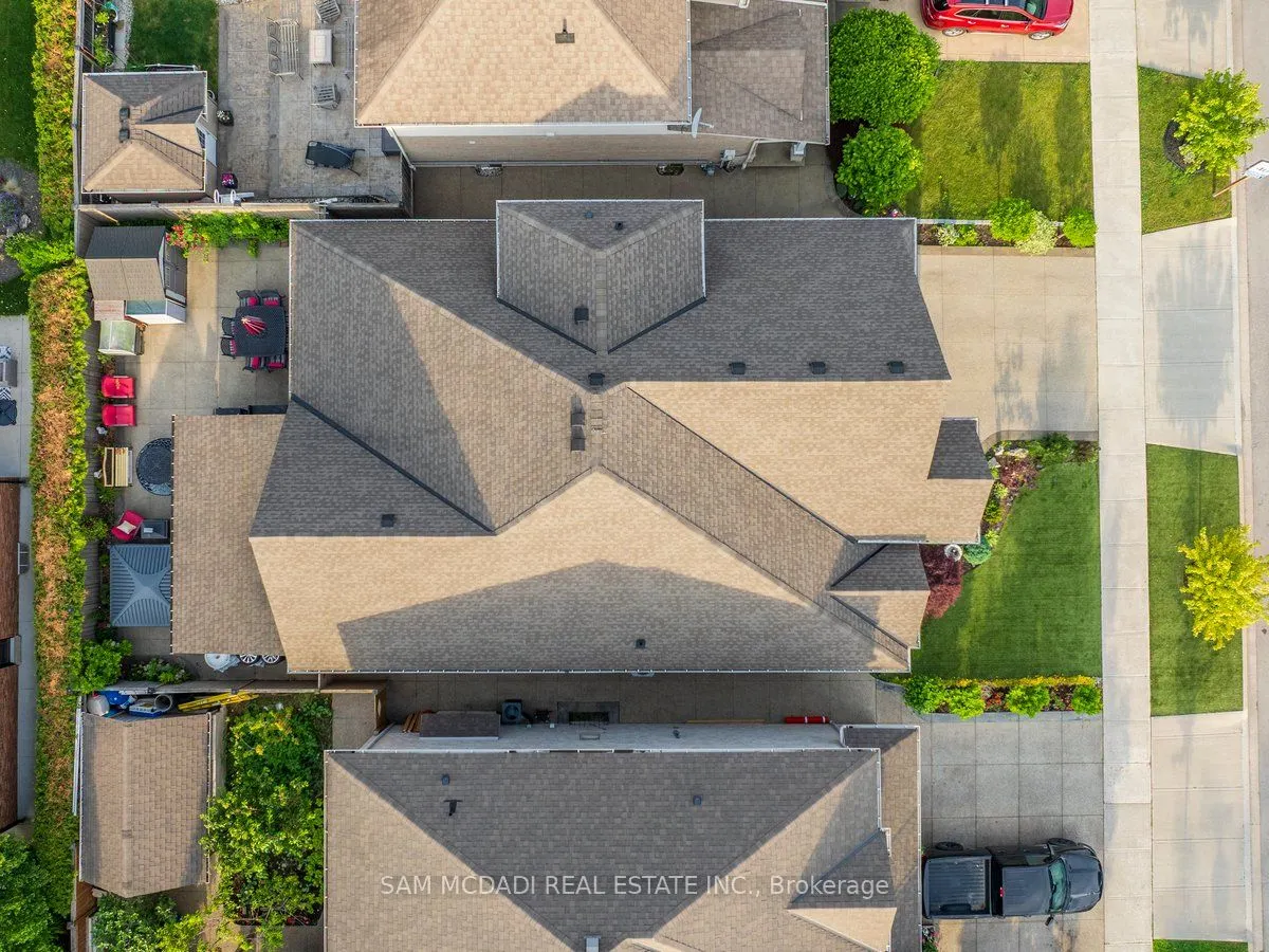 85 Hillcroft Drive