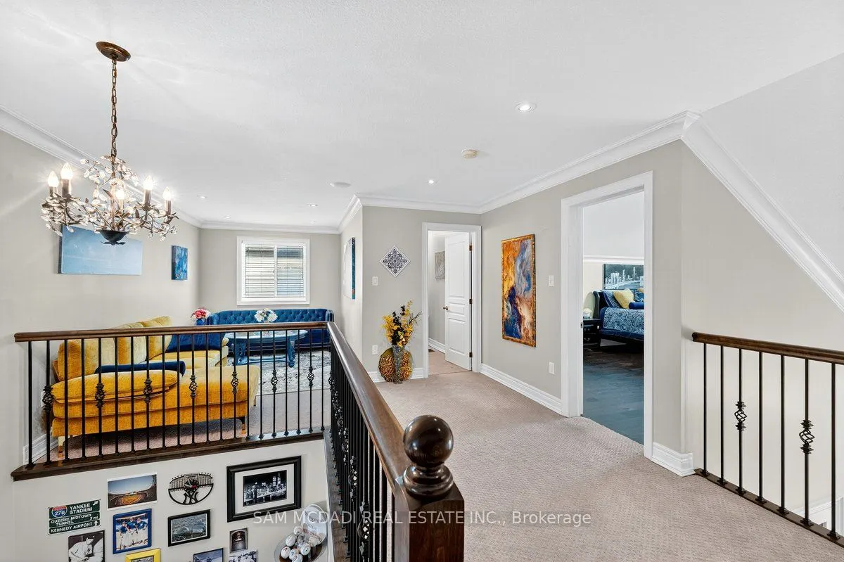 85 Hillcroft Drive