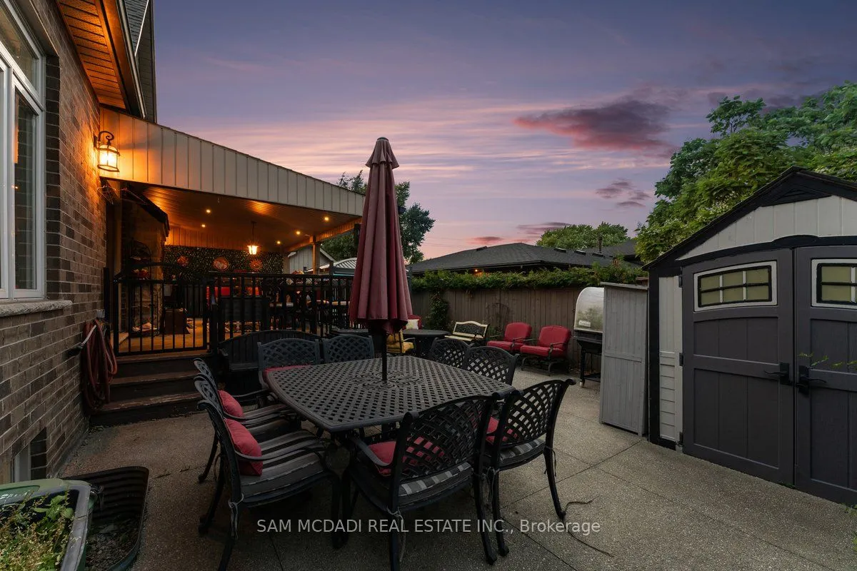 85 Hillcroft Drive