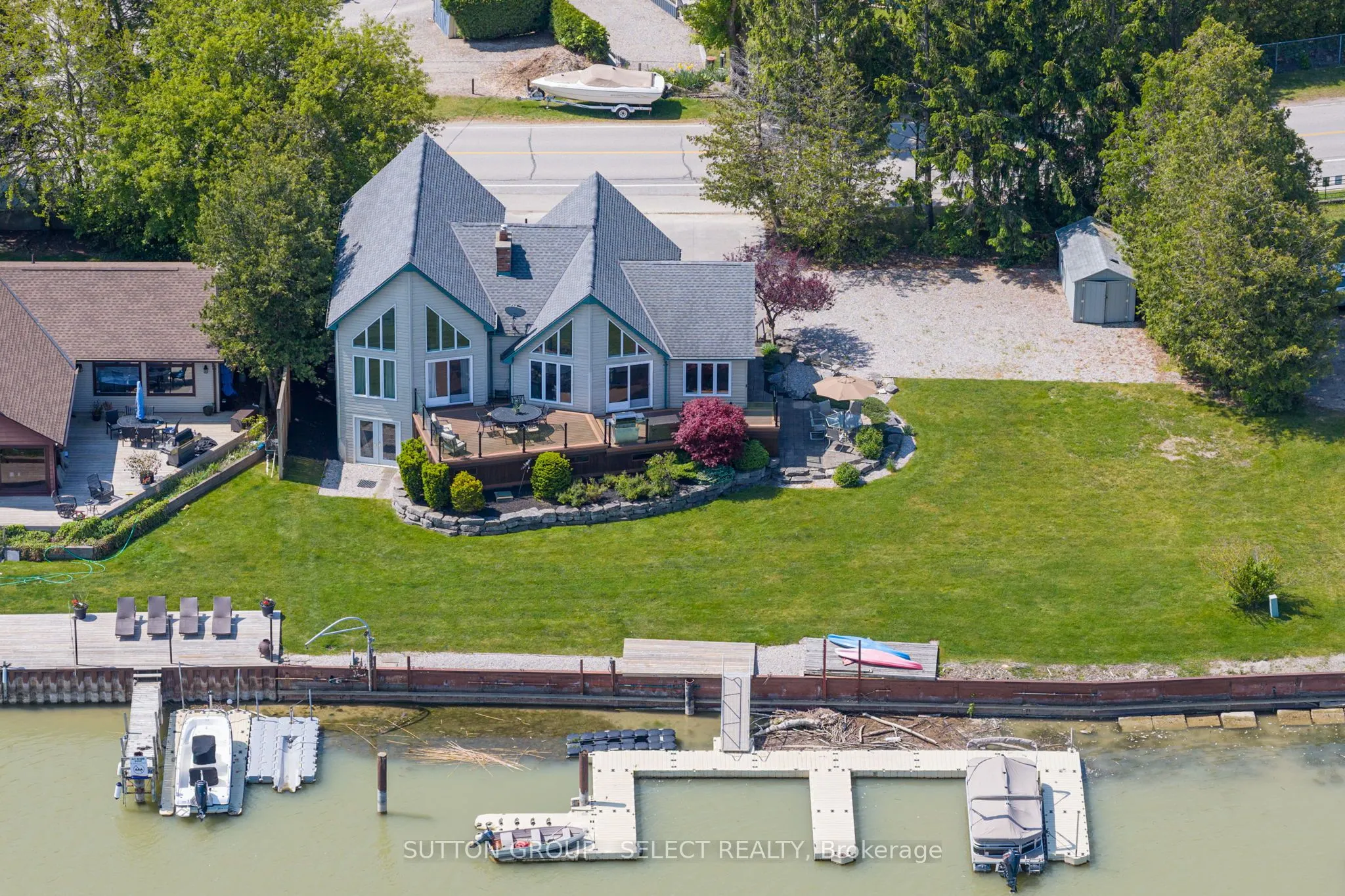 7474 Riverside Drive