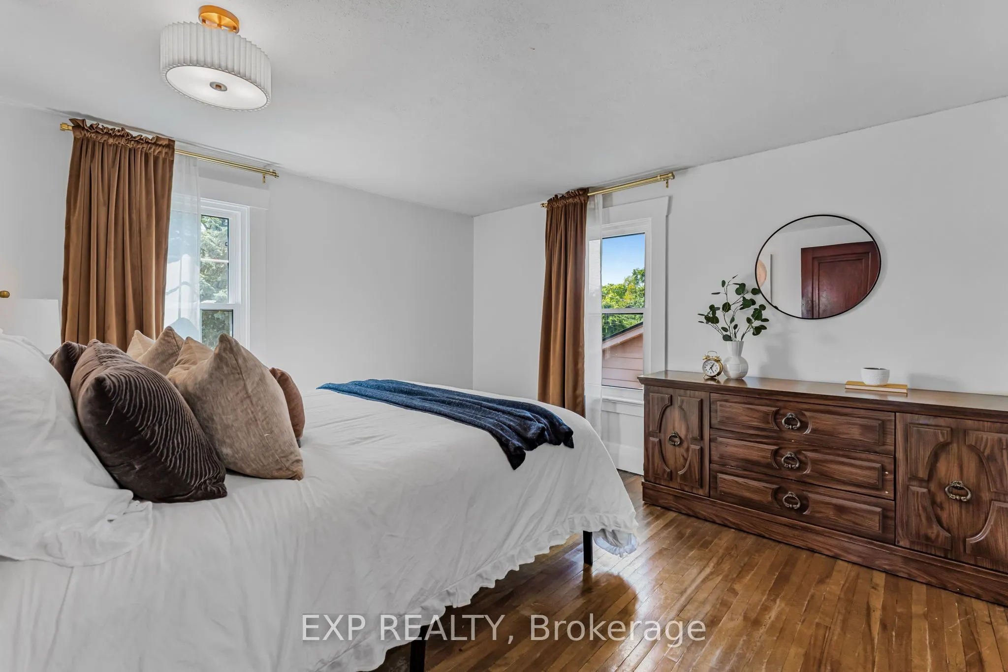 246 Bowen Road