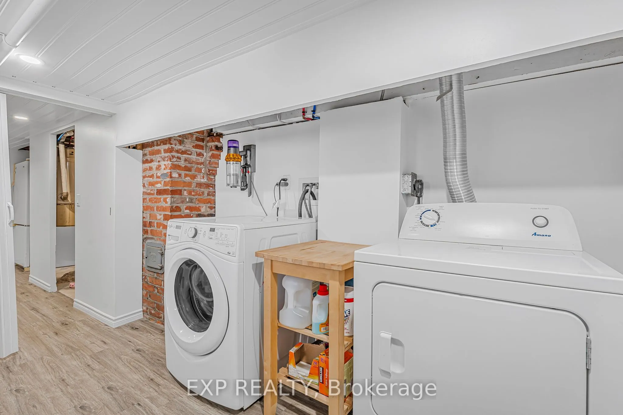 246 Bowen Road