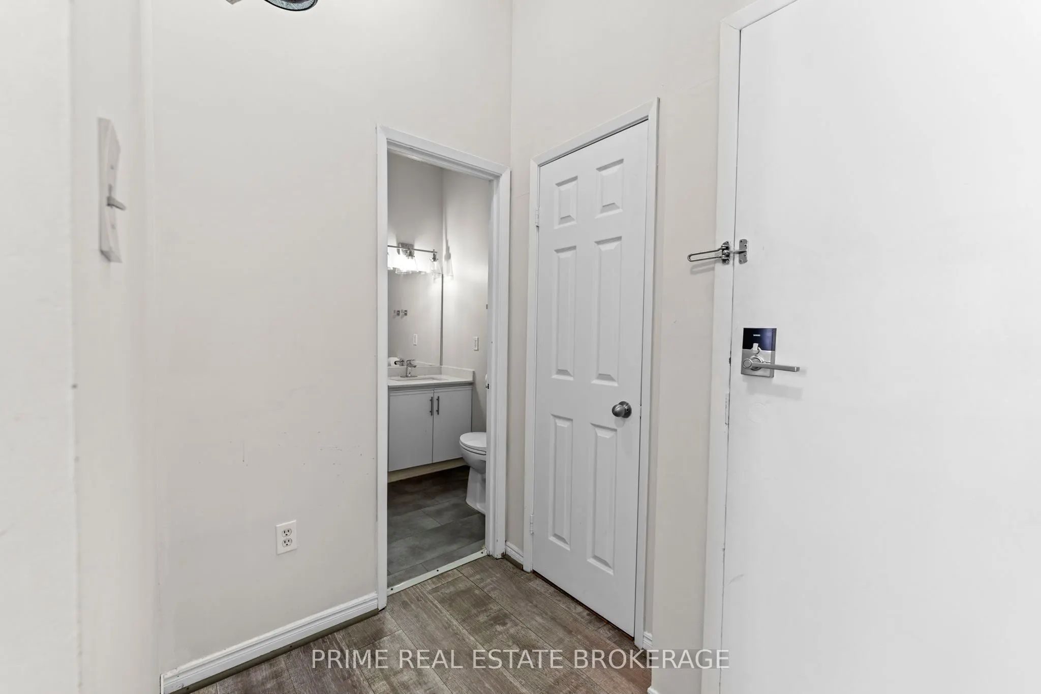 366 Richmond Street, #Unit 4