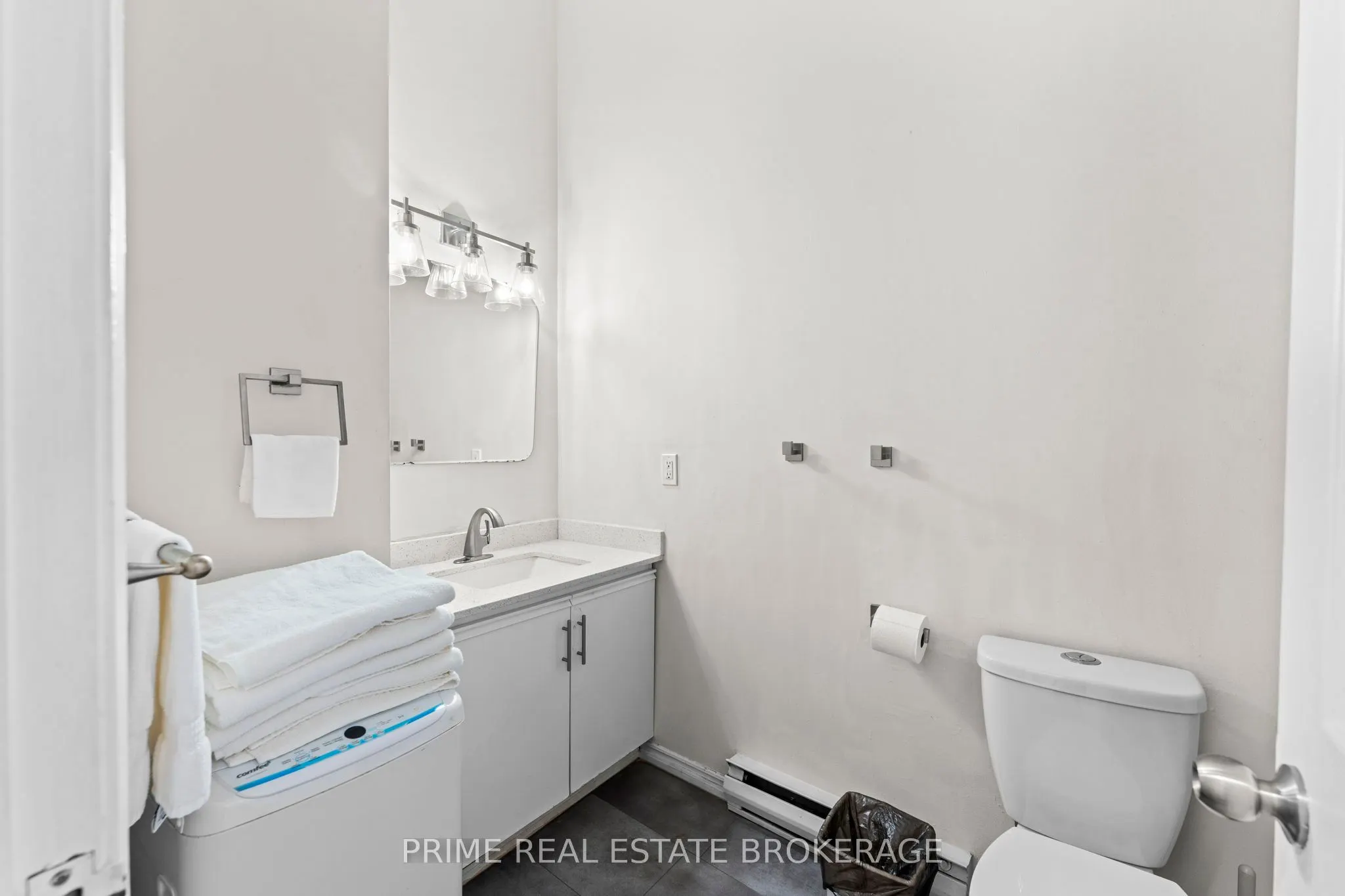 366 Richmond Street, #Unit 4