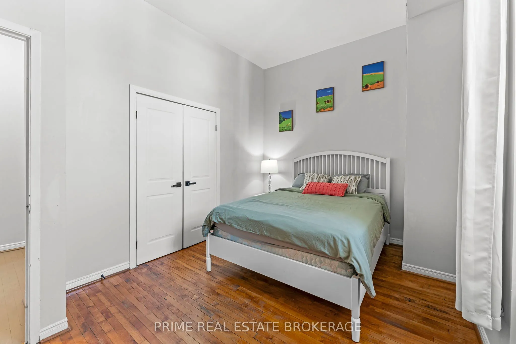 366 Richmond Street, #Unit 4