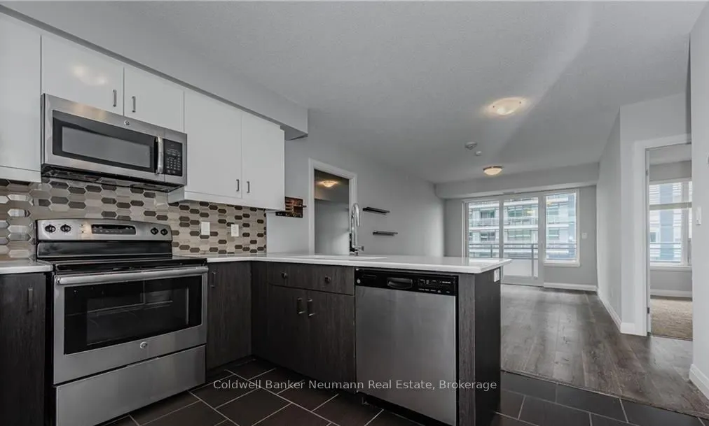 53 Arthur Street S, #502