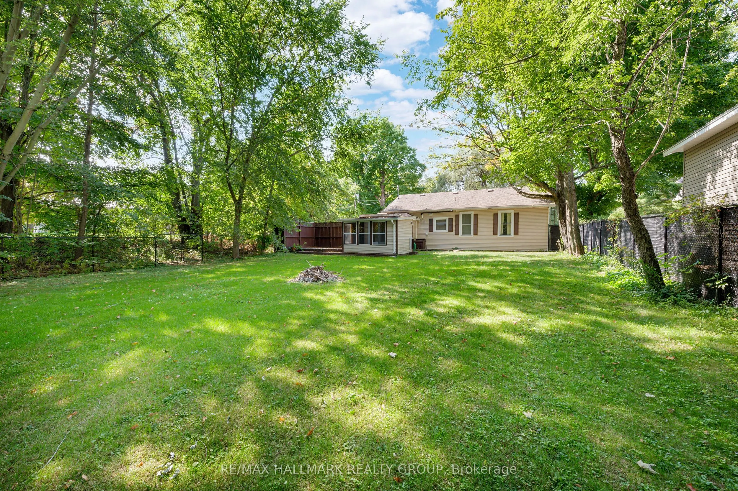 2063 County Rd 44 Road
