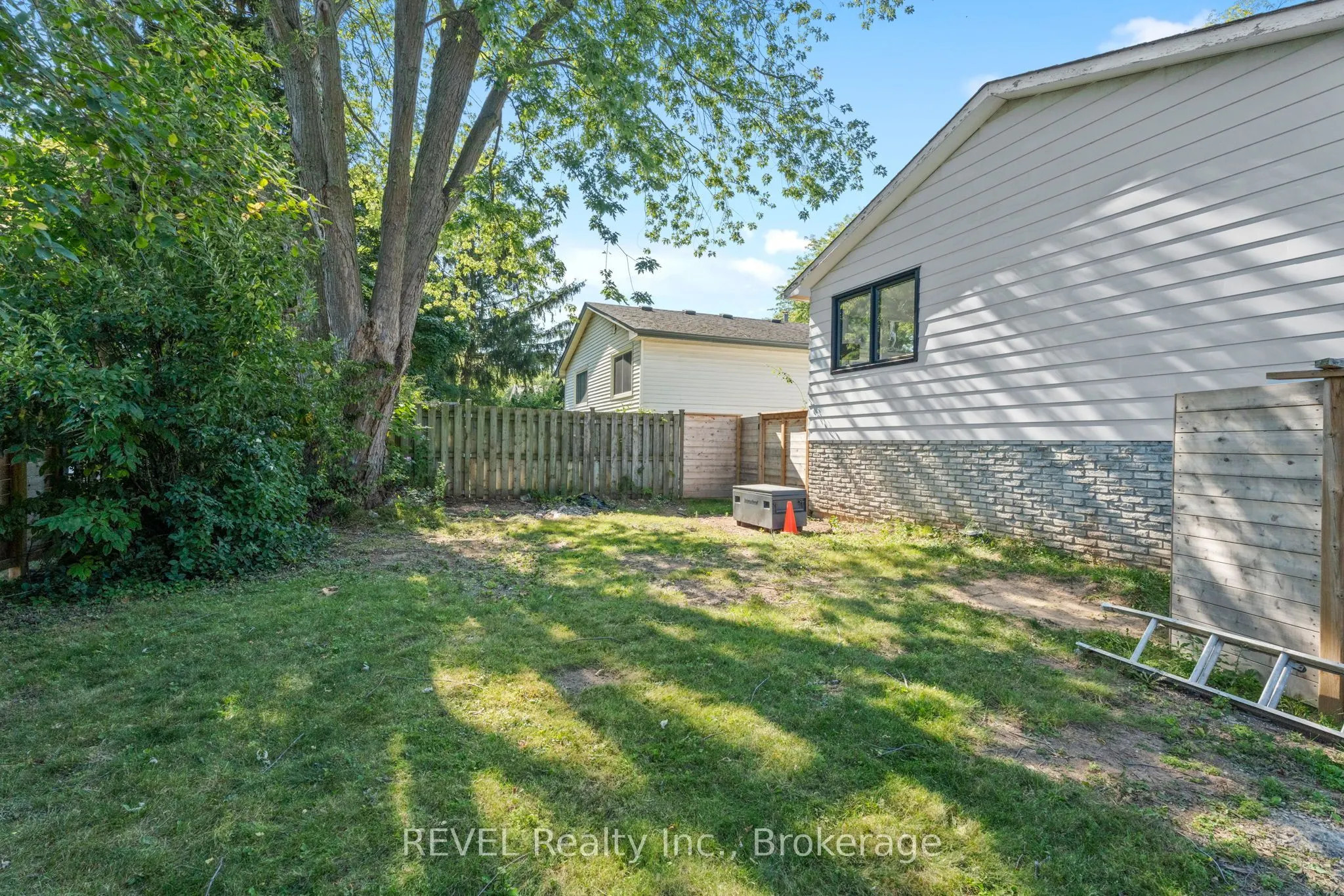 1 Samuel Court