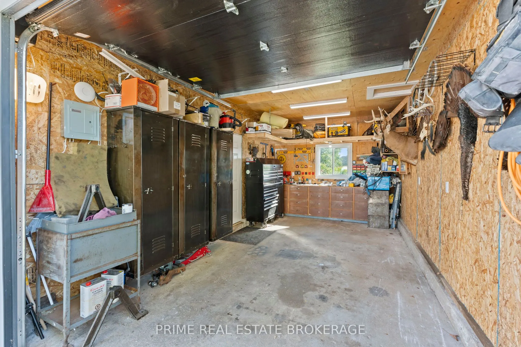 28346 Centre Road