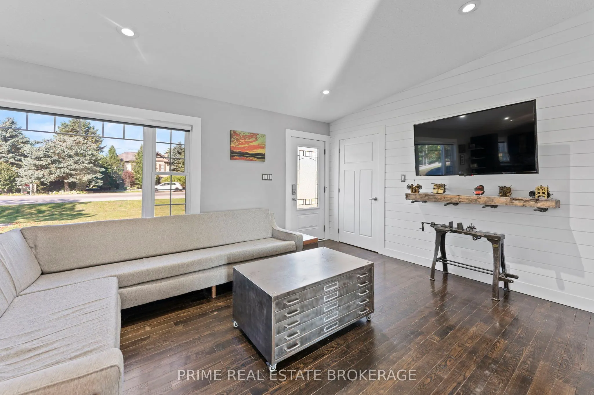 28346 Centre Road