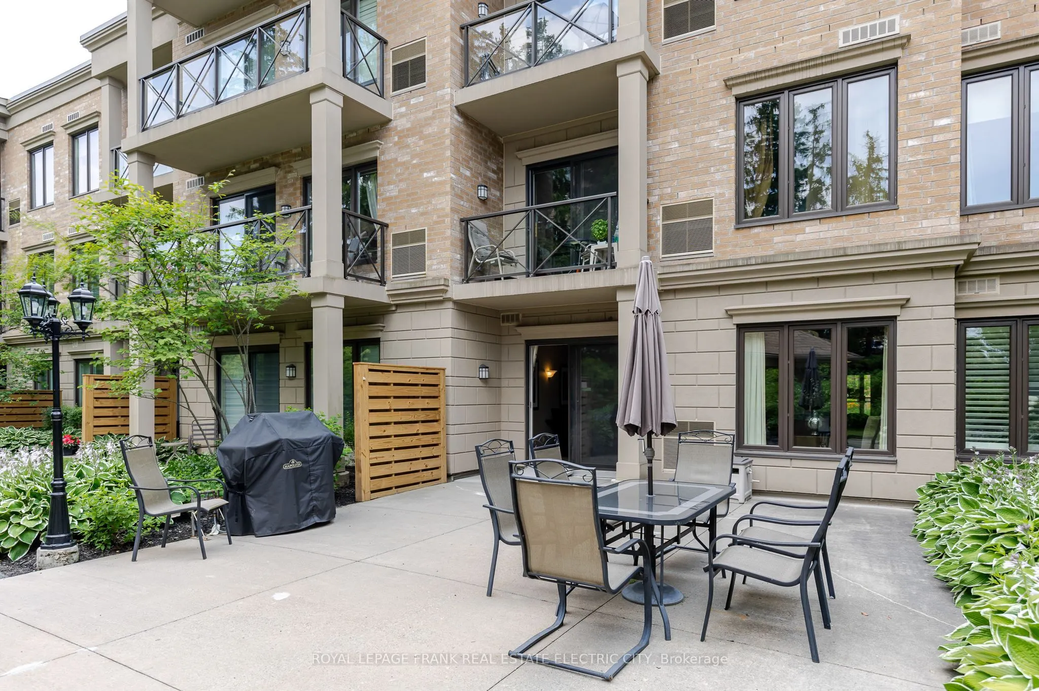 869 Clonsilla Avenue, #217