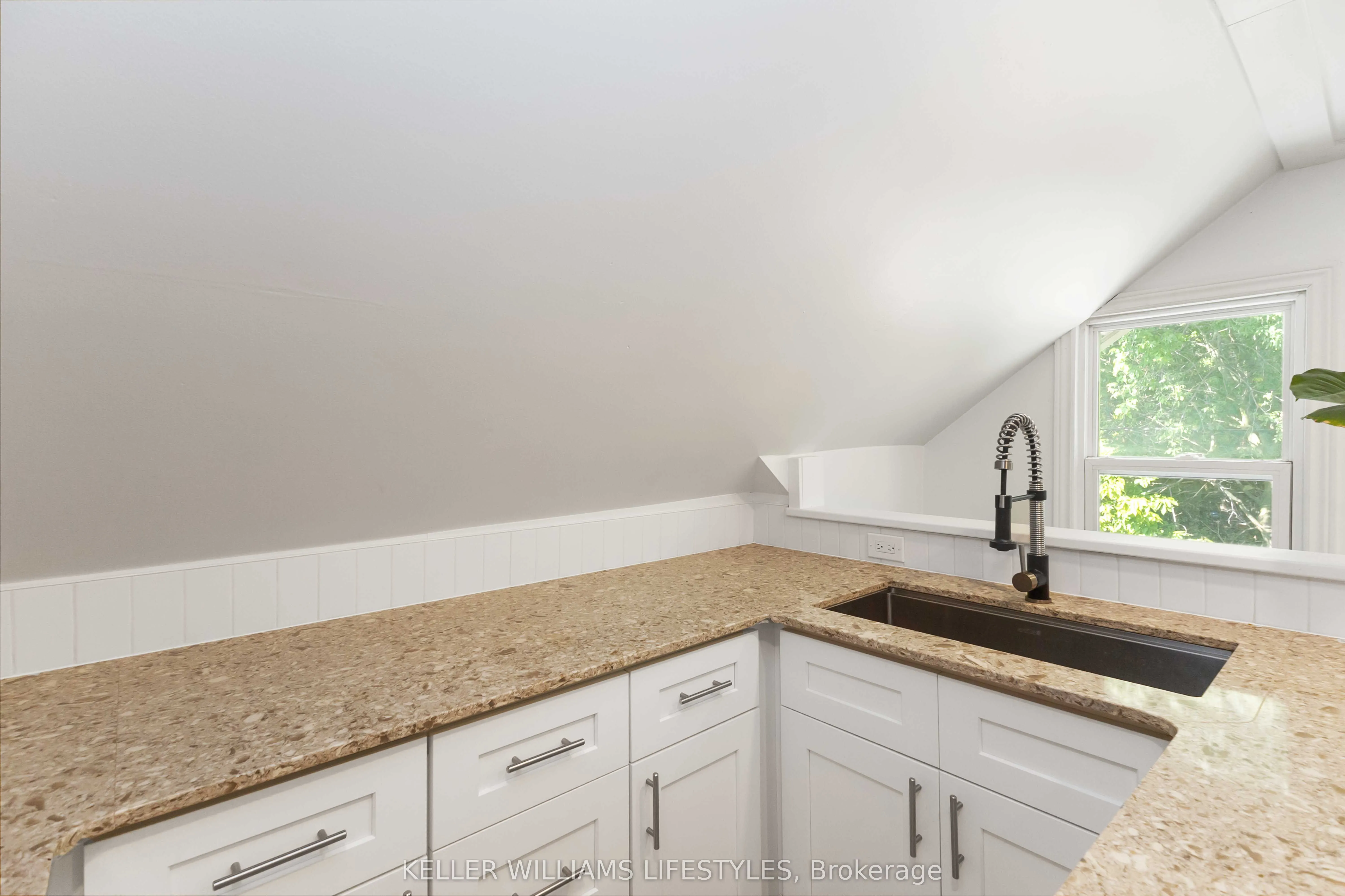 7 Cummings Avenue, #Upper