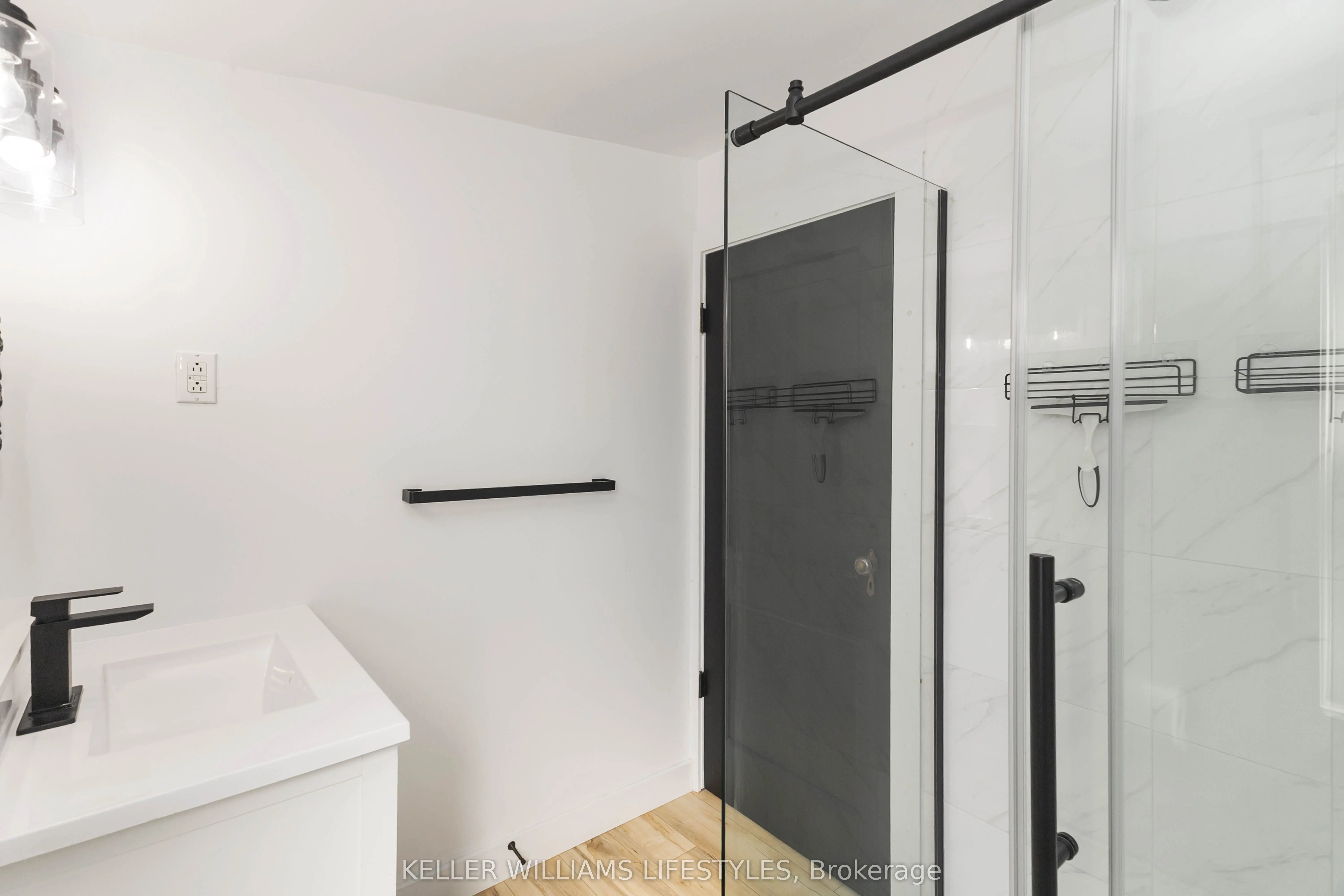 7 Cummings Avenue, #Upper