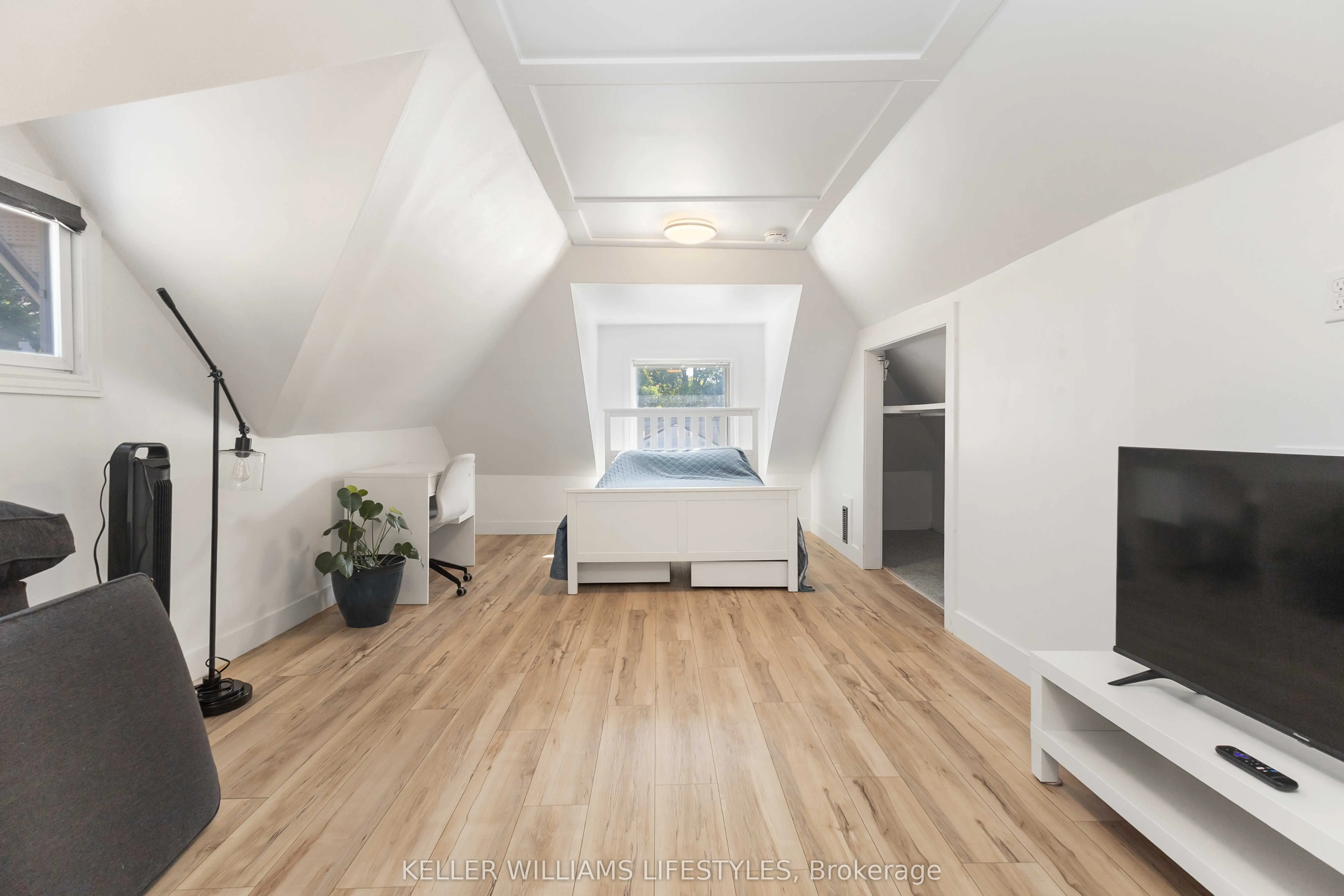 7 Cummings Avenue, #Upper