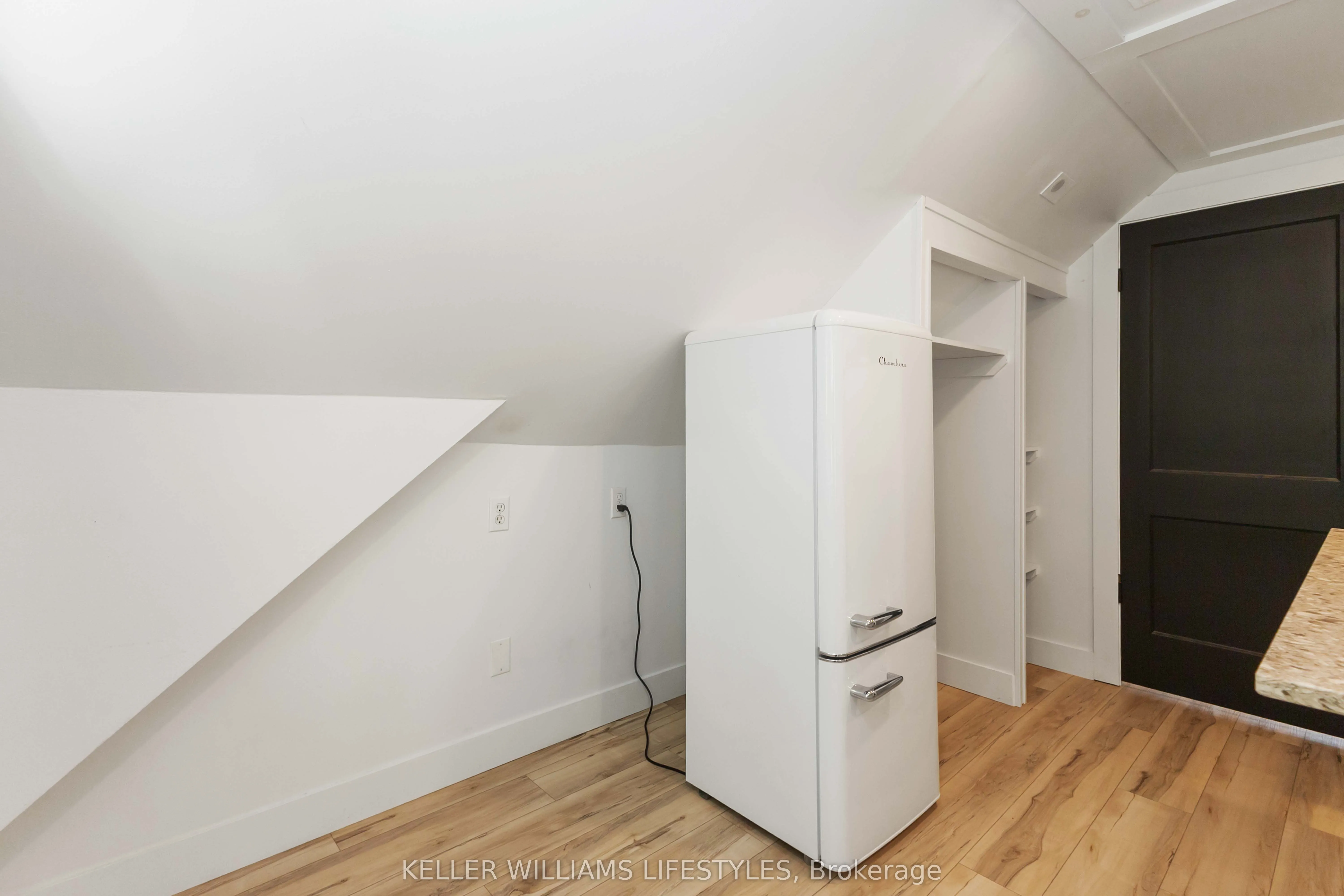 7 Cummings Avenue, #Upper