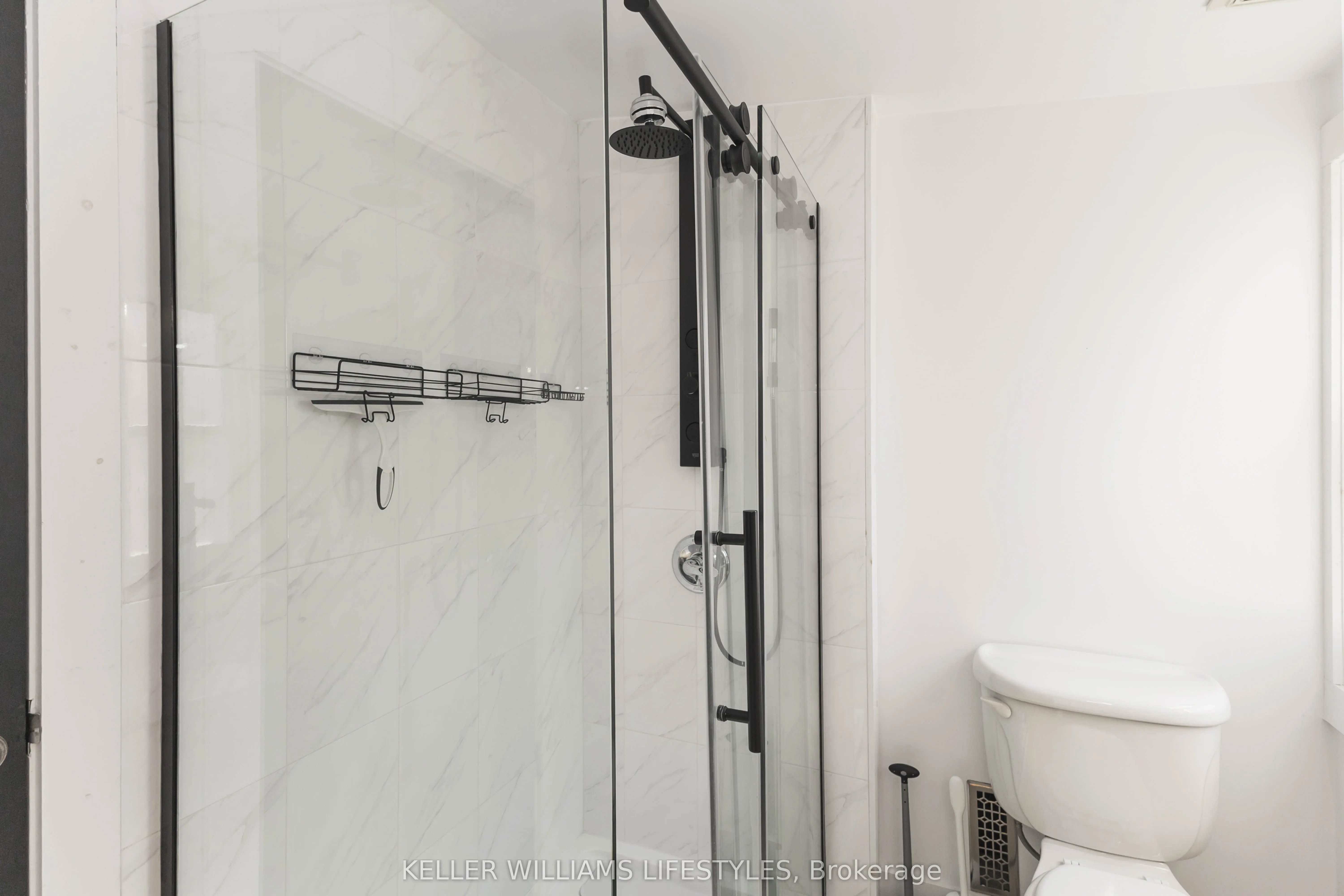 7 Cummings Avenue, #Upper