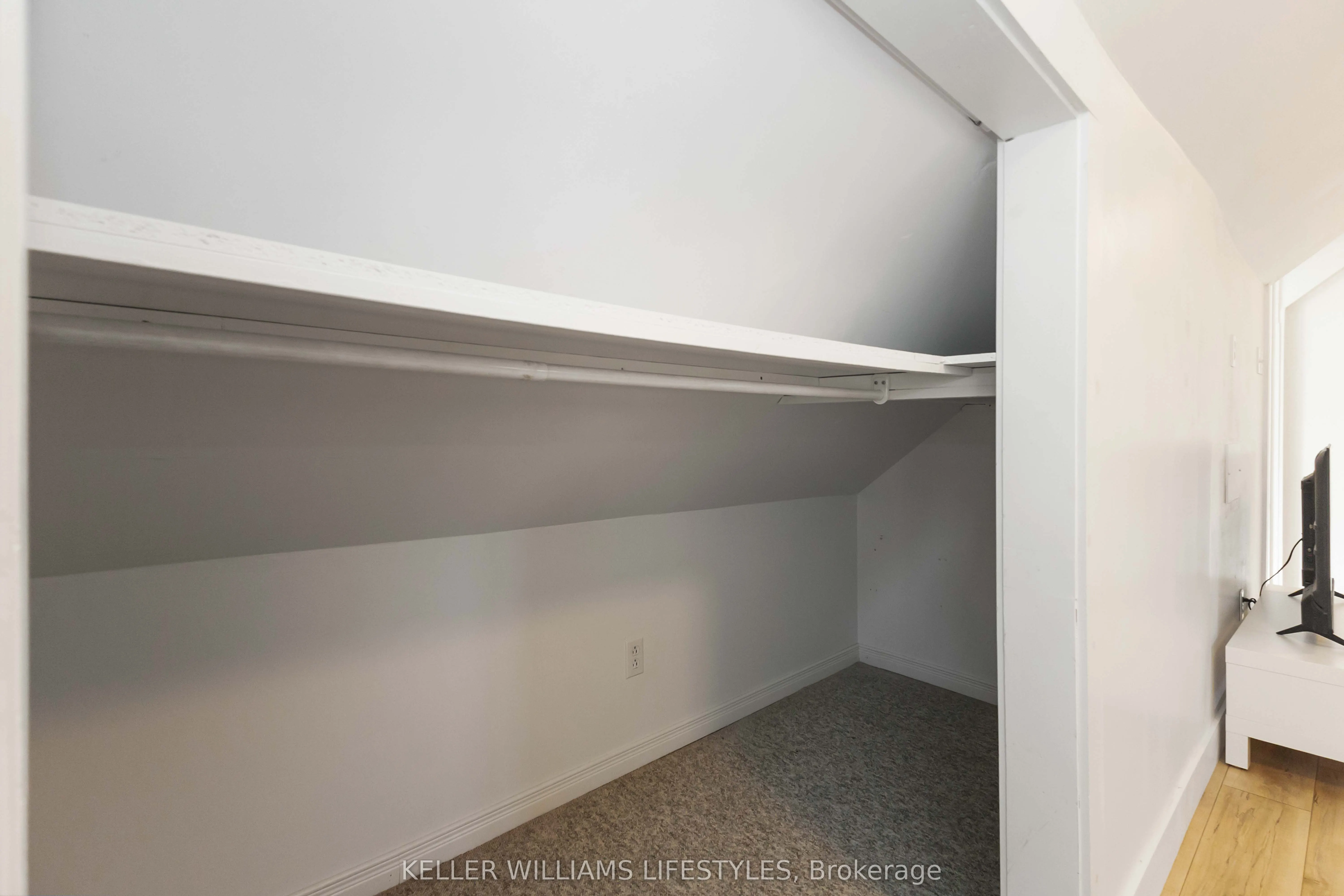 7 Cummings Avenue, #Upper