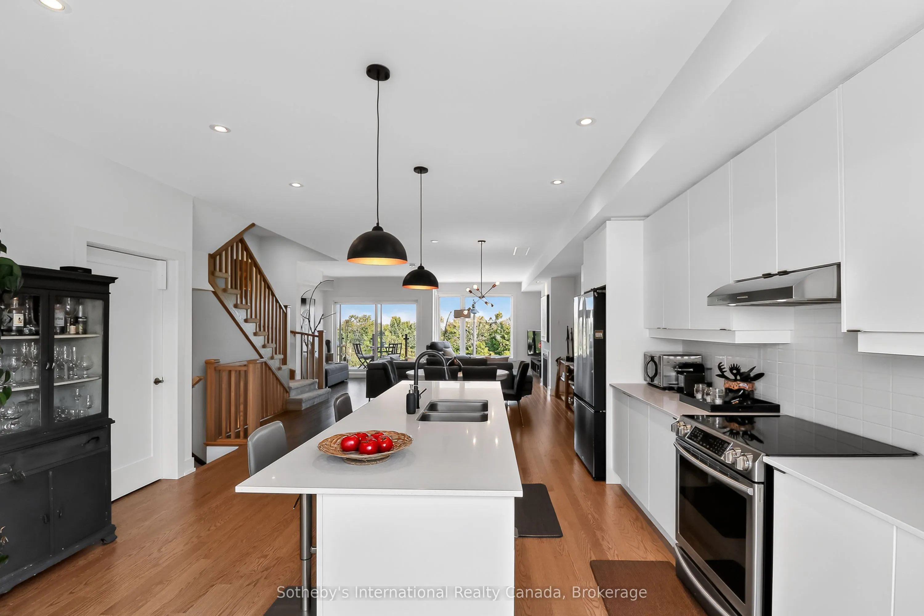 117 Sladden Court, #32