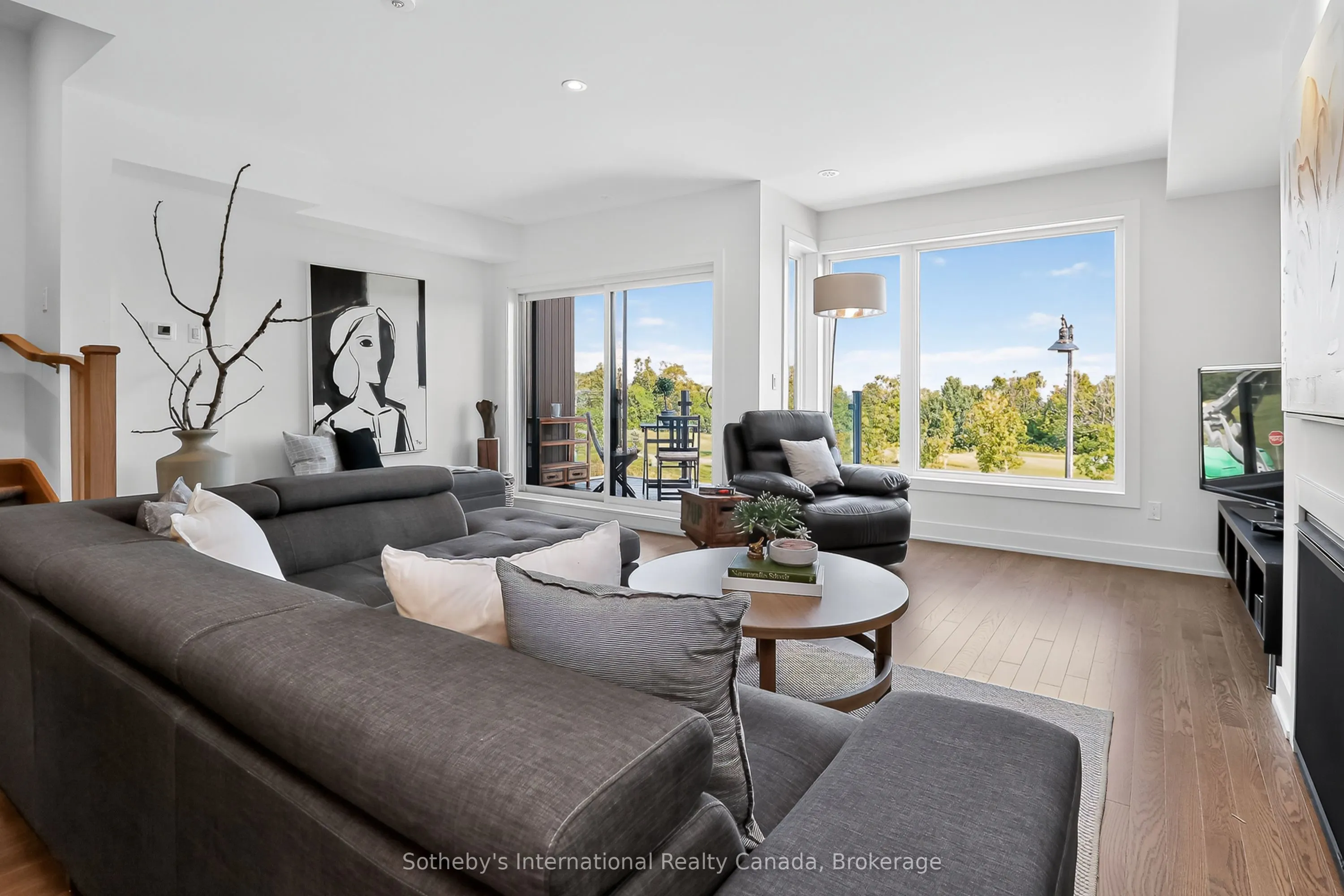 117 Sladden Court, #32