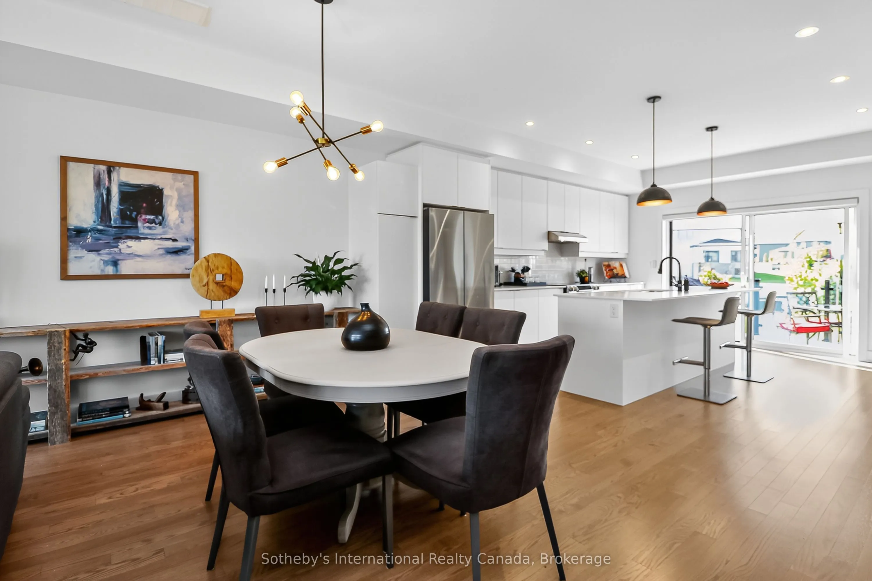 117 Sladden Court, #32