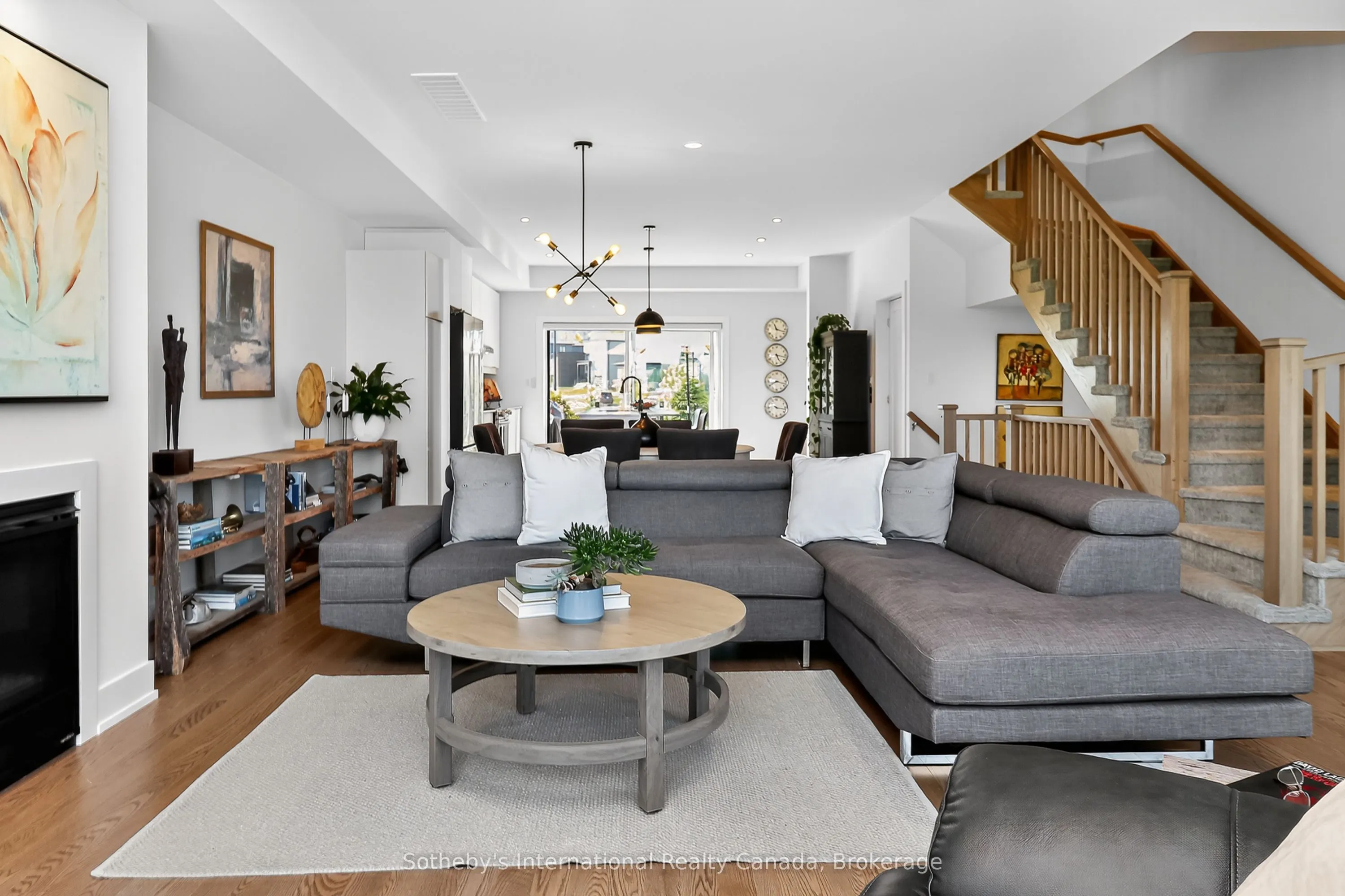 117 Sladden Court, #32