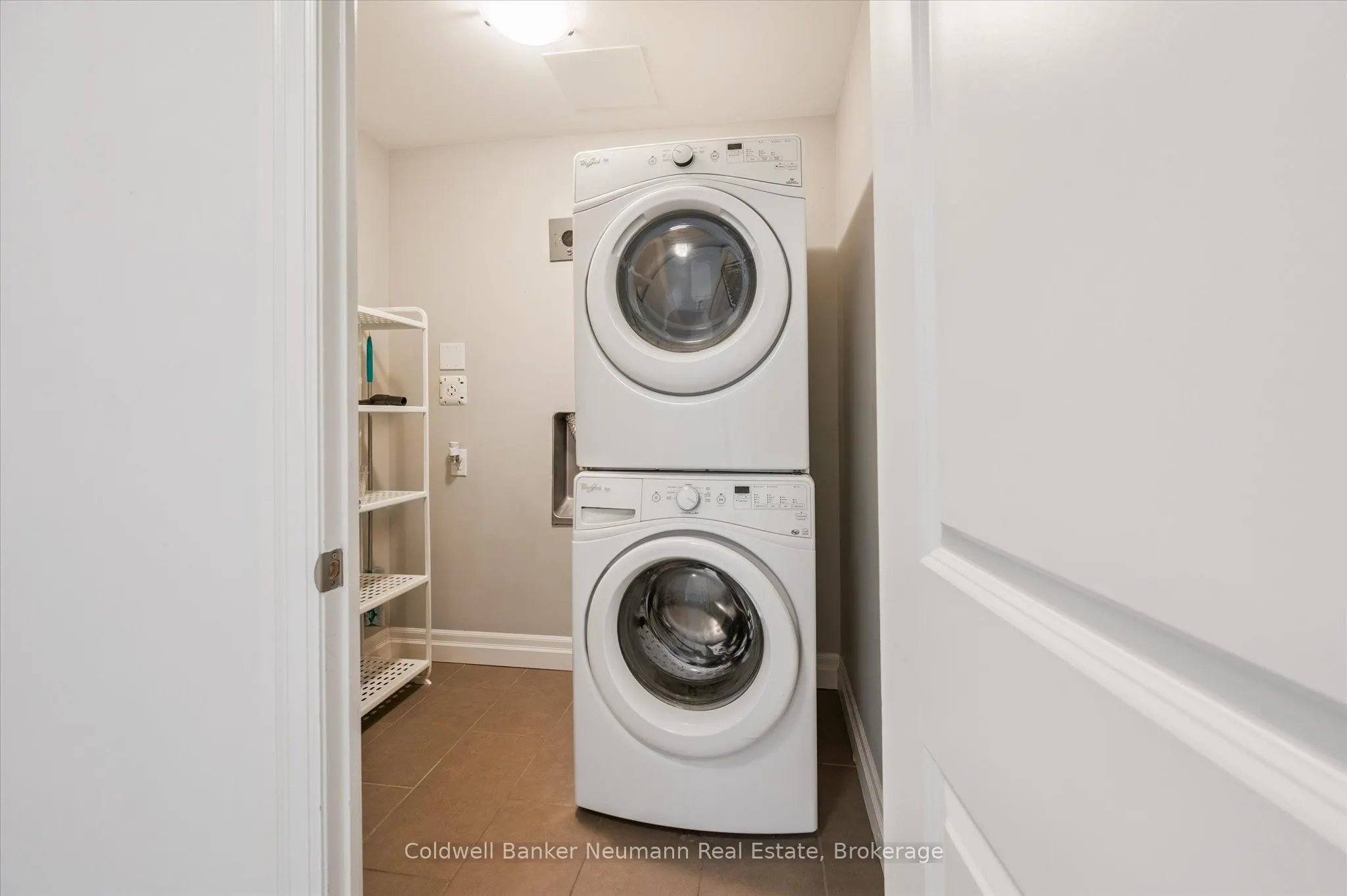 160 Macdonell Street, #1408