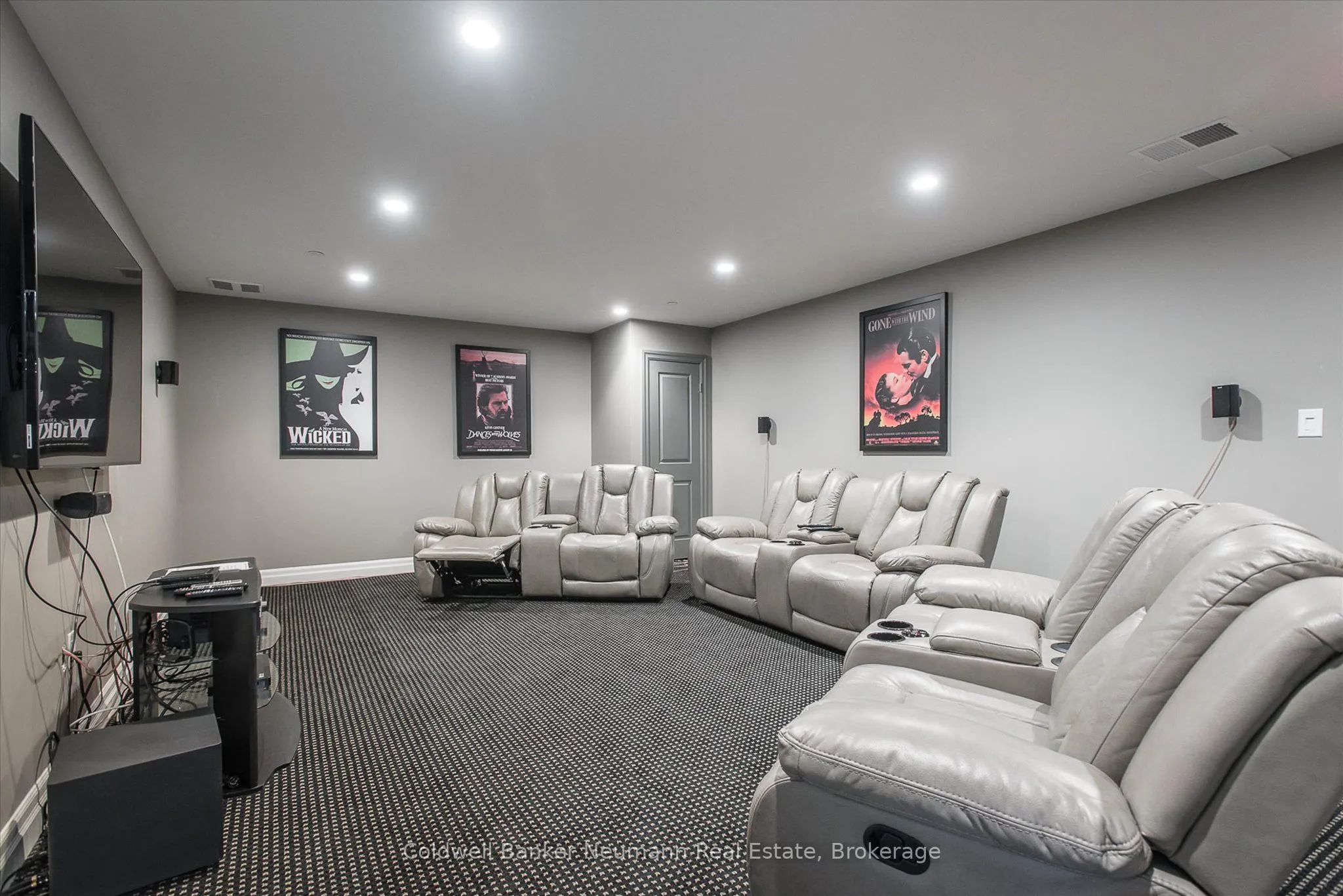 160 Macdonell Street, #1408