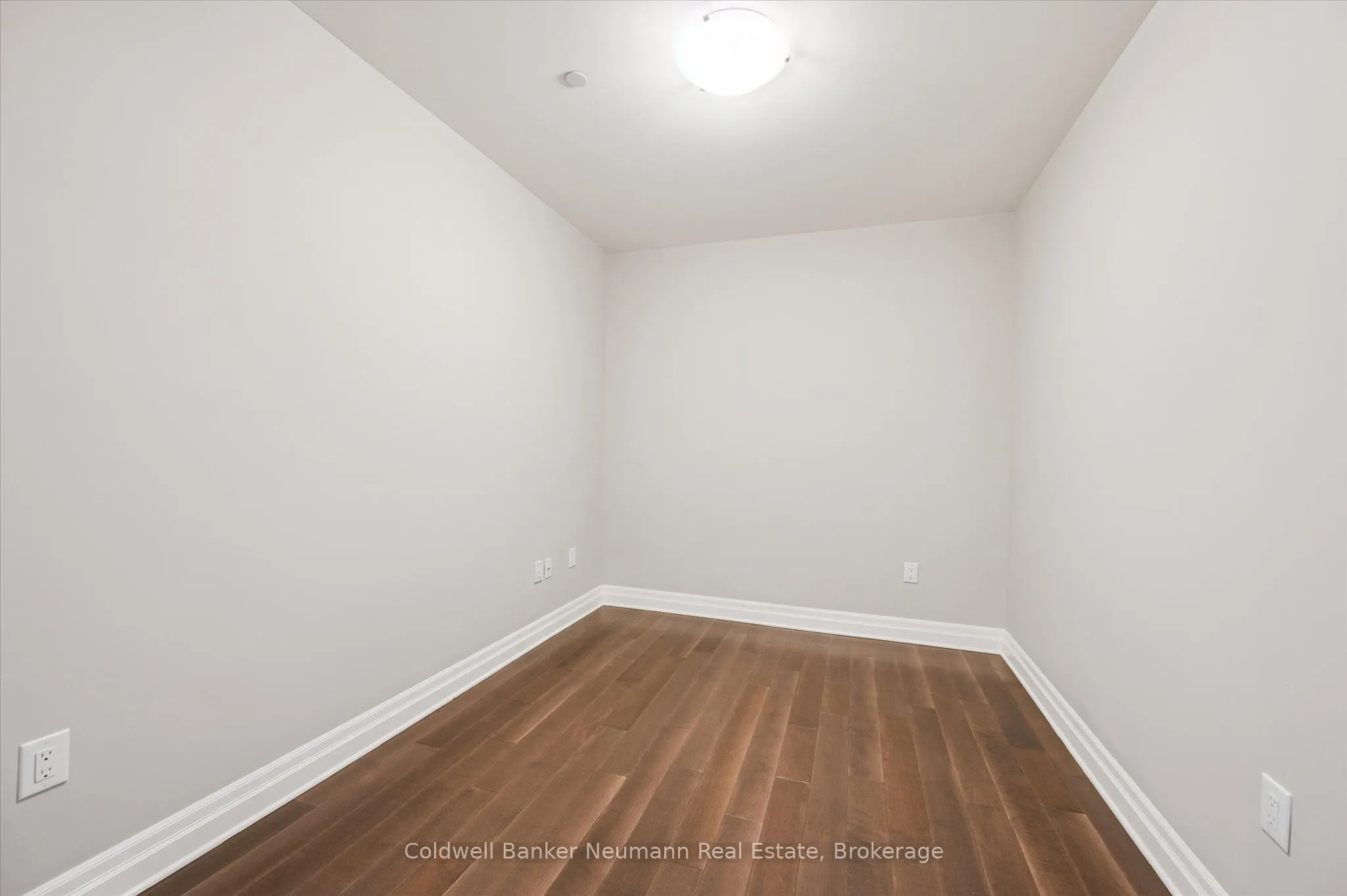 160 Macdonell Street, #1408