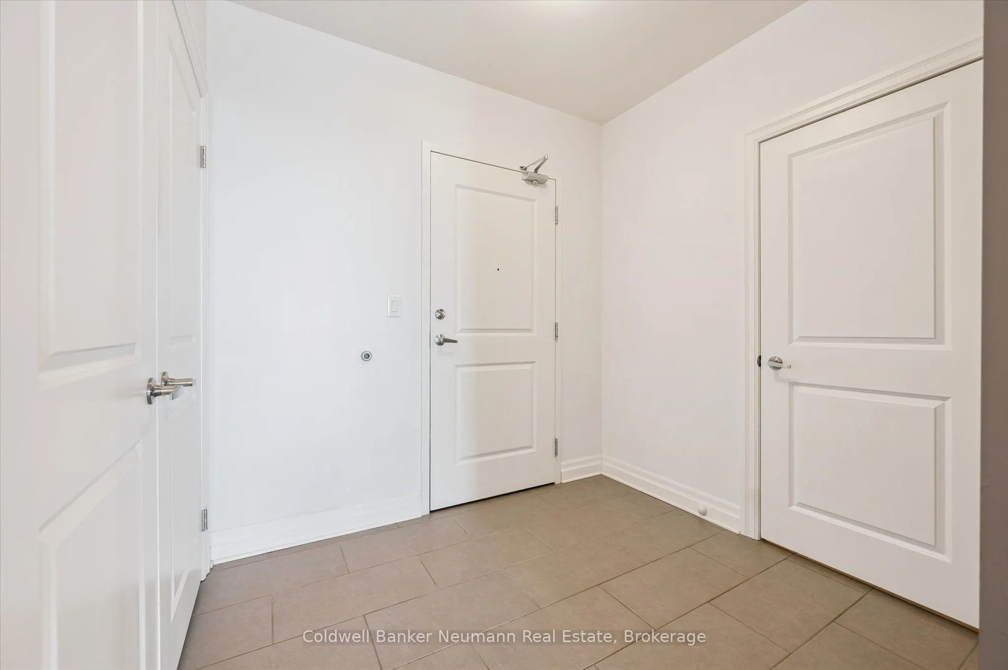 160 Macdonell Street, #1408