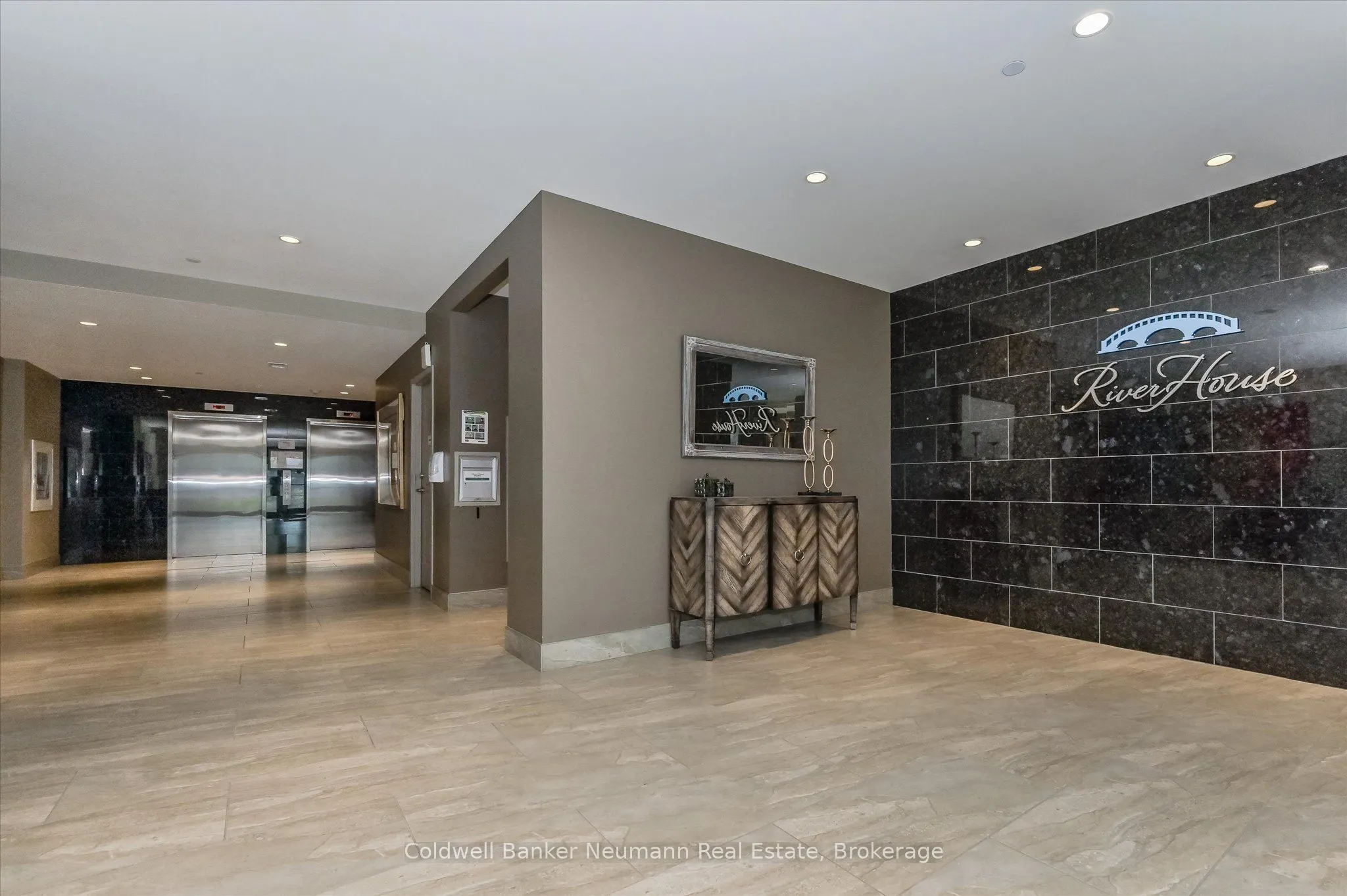 160 Macdonell Street, #1408