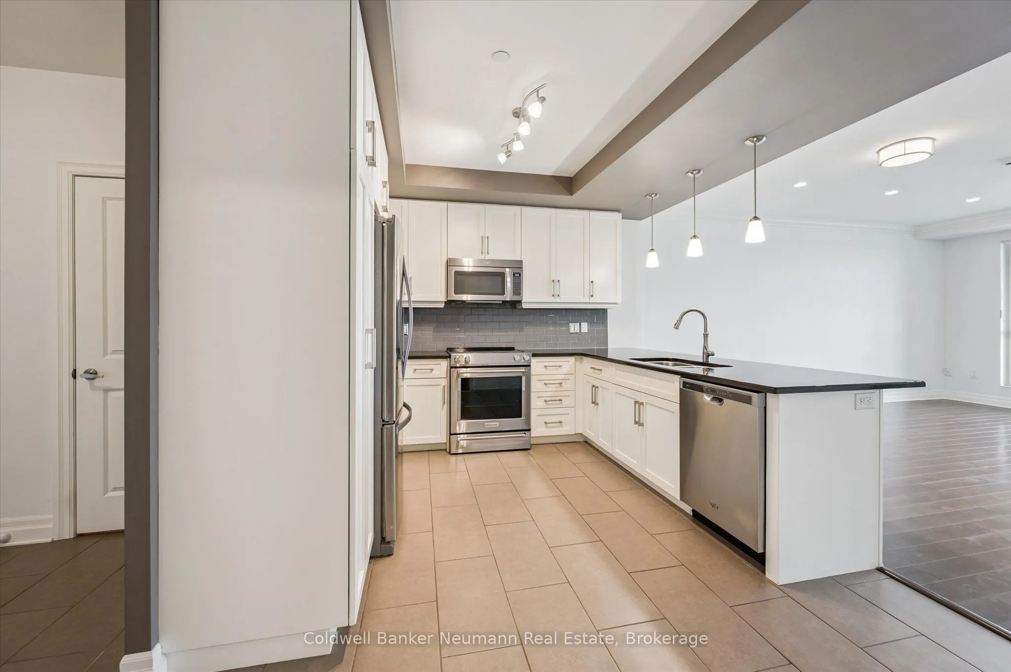 160 Macdonell Street, #1408