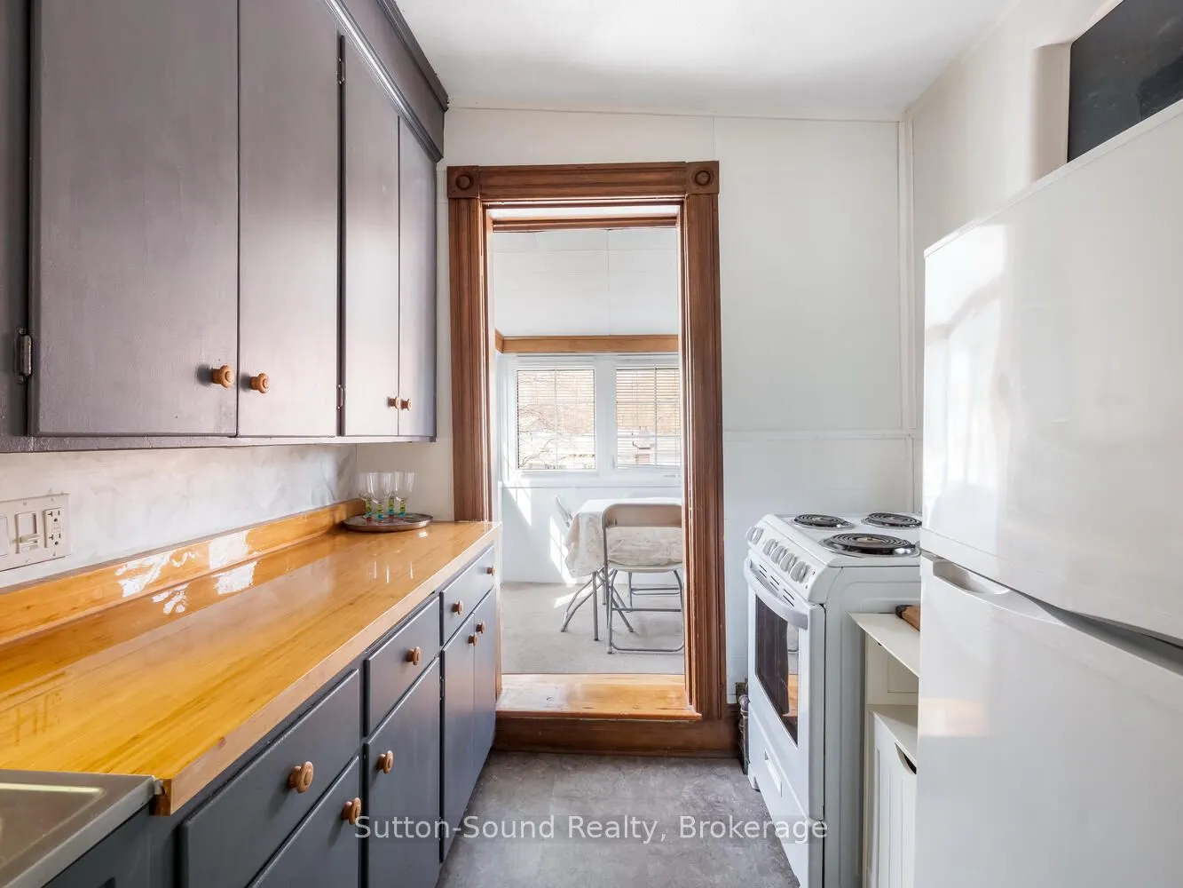 155 5th St. A Street E