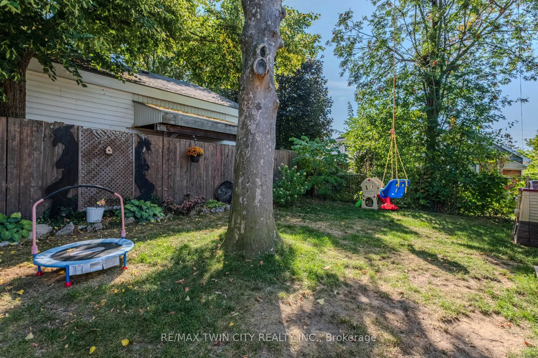 37 Twelfth Avenue