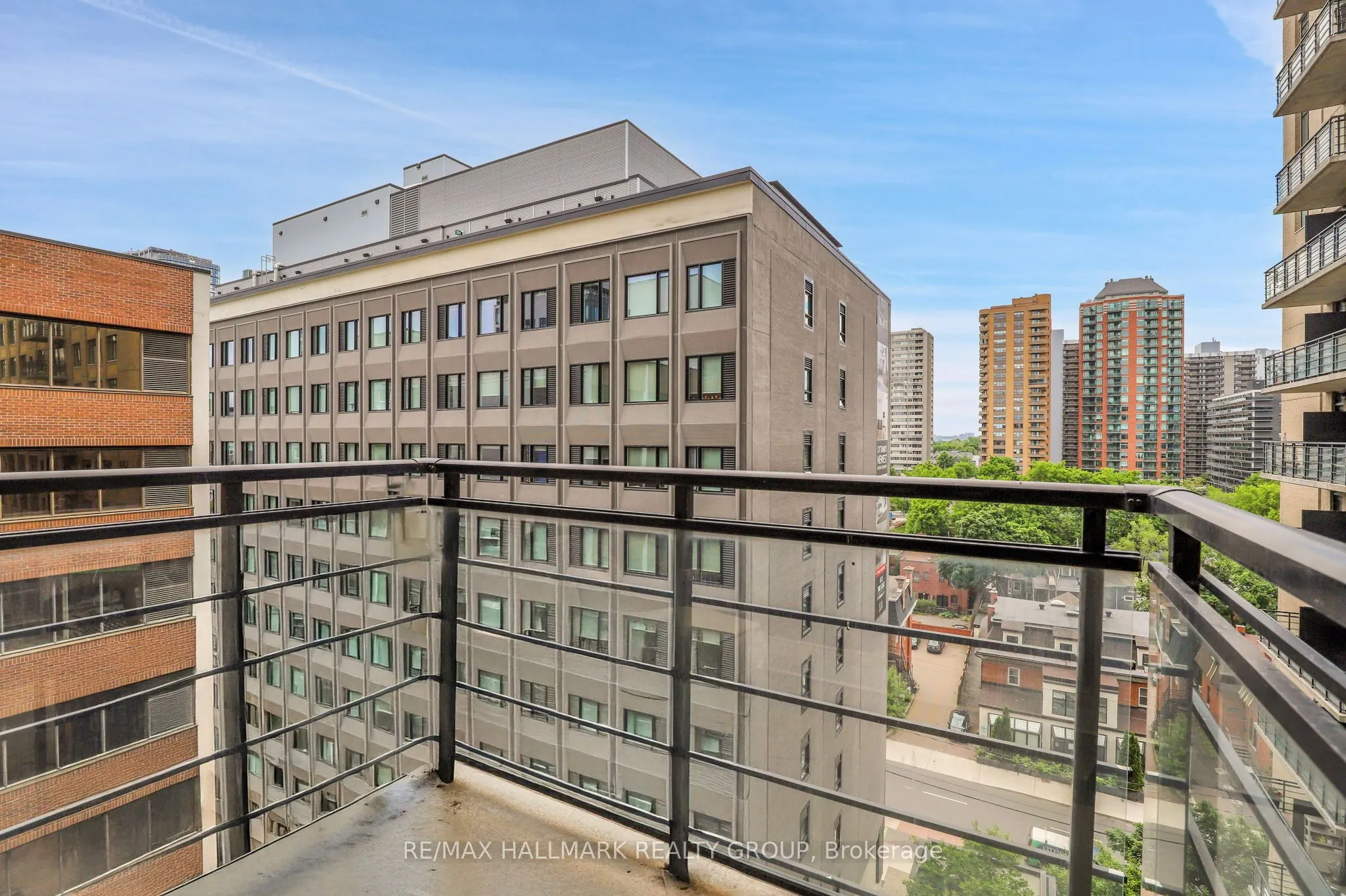 85 BRONSON Avenue, #1003