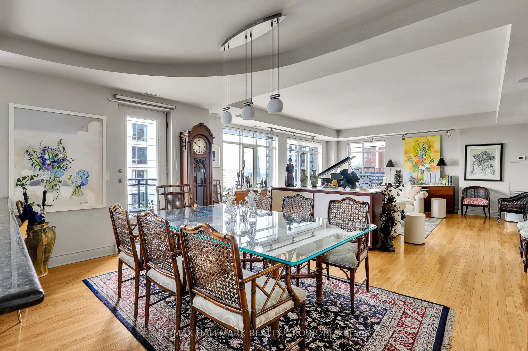 85 BRONSON Avenue, #1003
