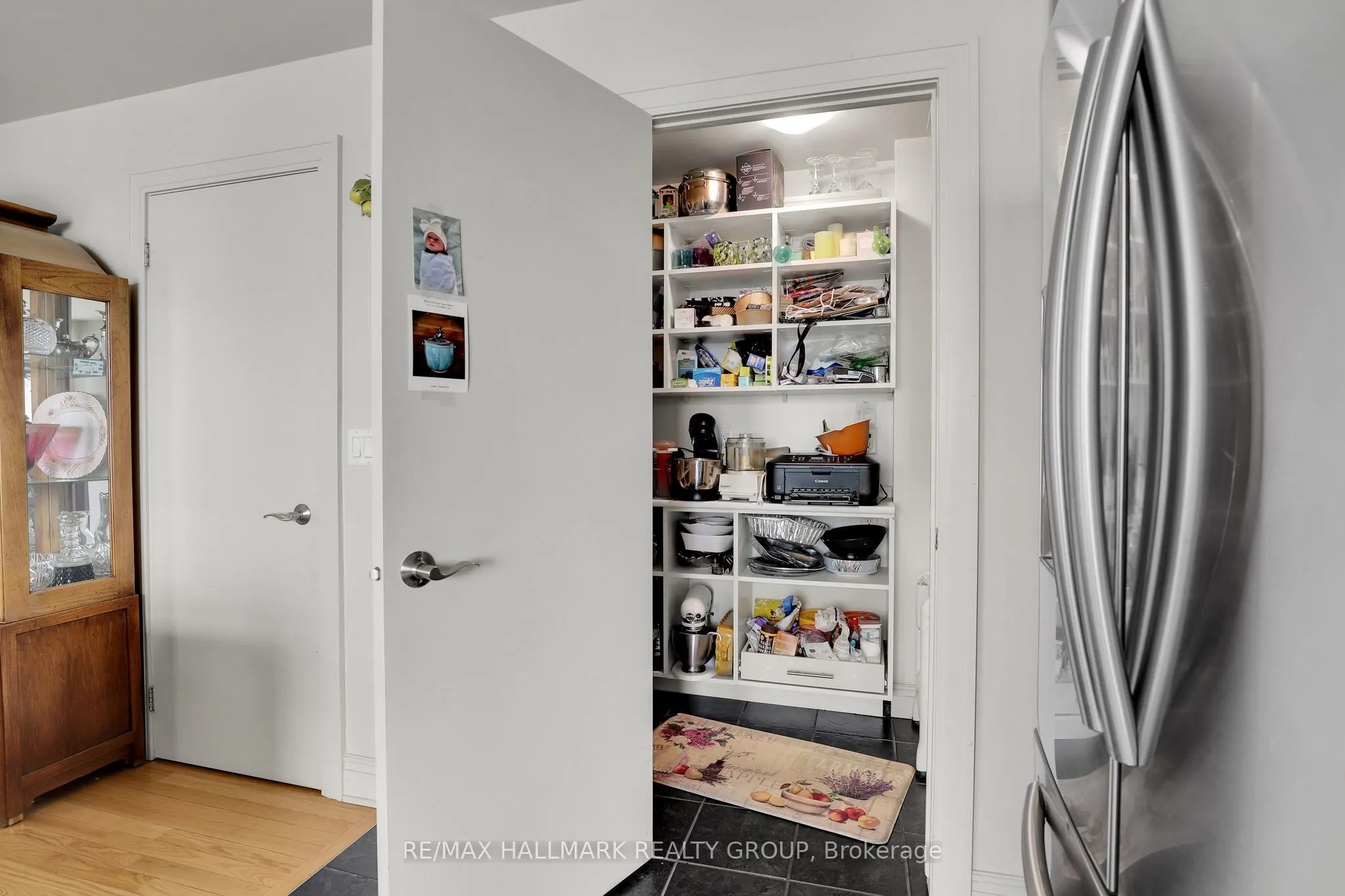 85 BRONSON Avenue, #1003