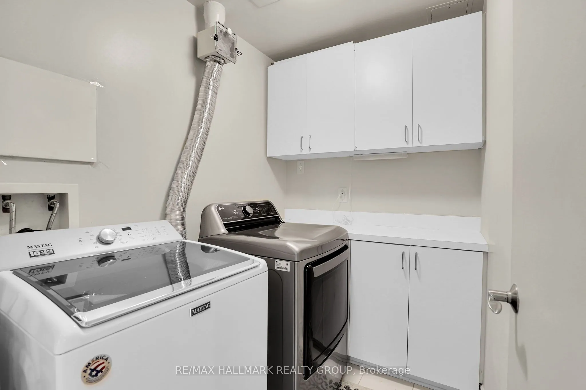 85 BRONSON Avenue, #1003
