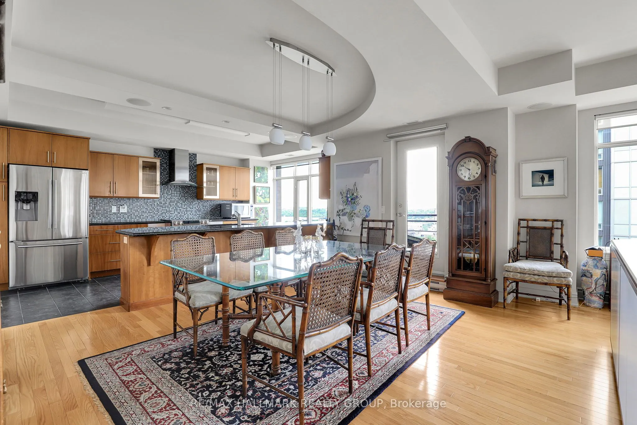 85 BRONSON Avenue, #1003