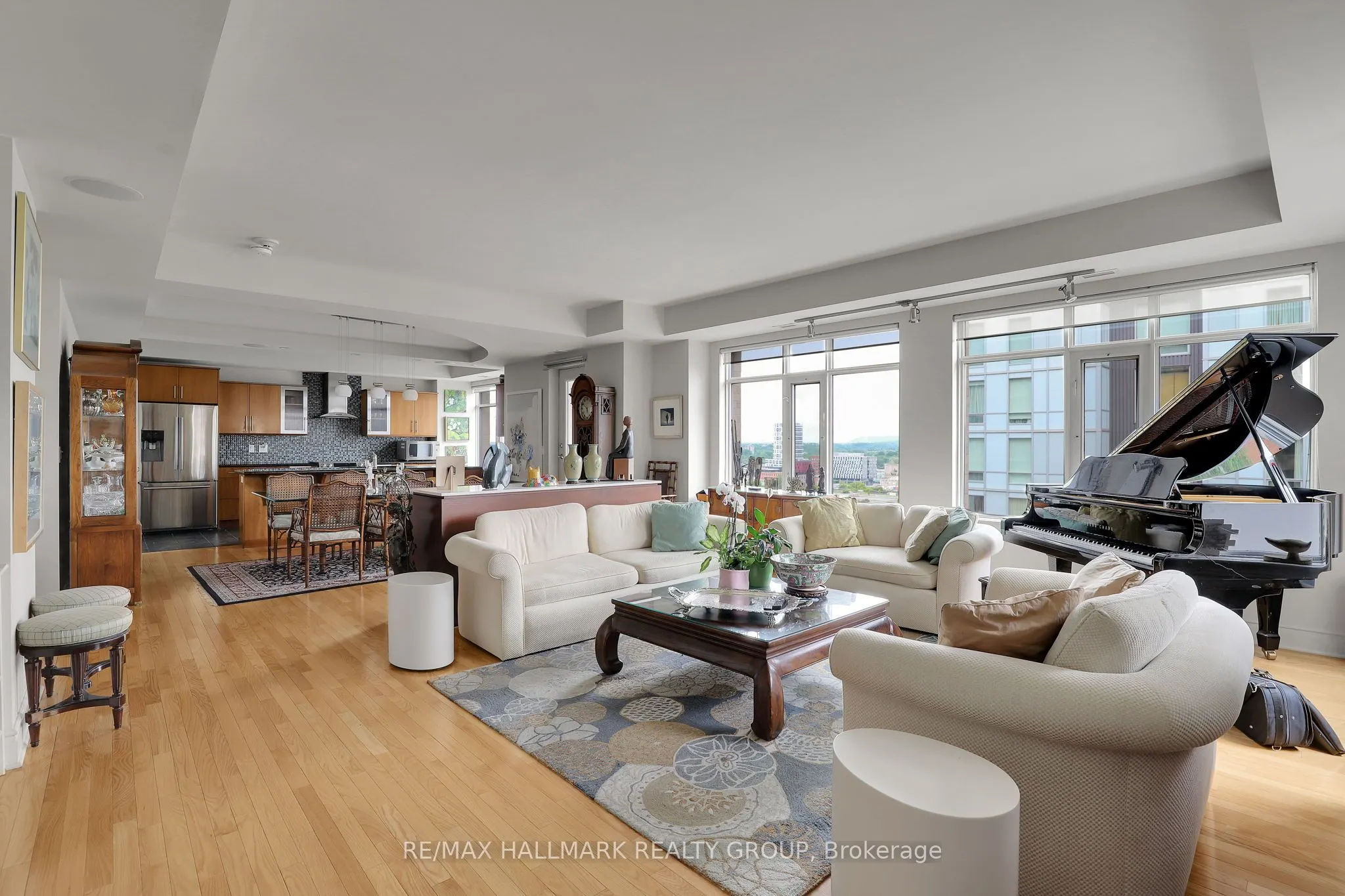 85 BRONSON Avenue, #1003