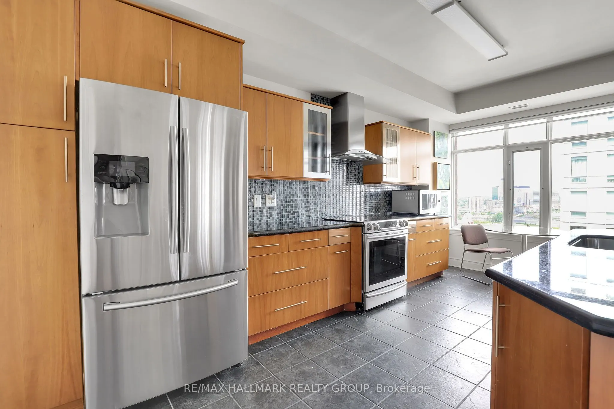 85 BRONSON Avenue, #1003