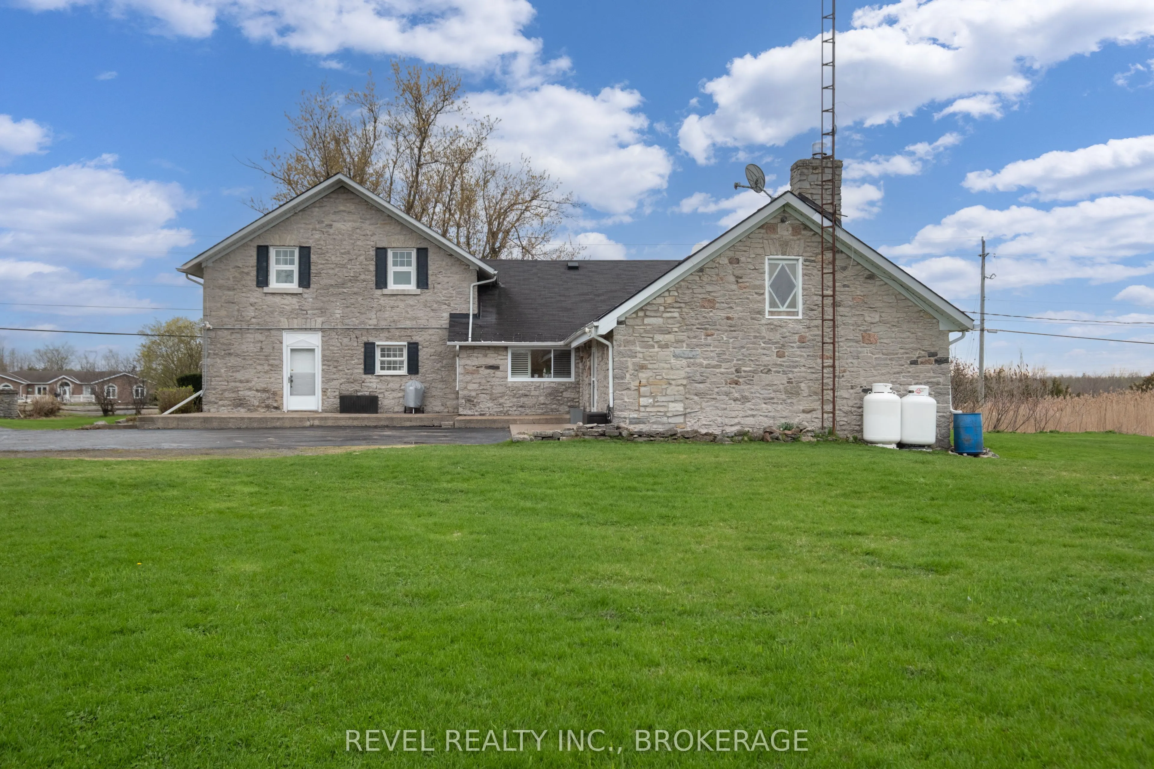 2964 Highway 38